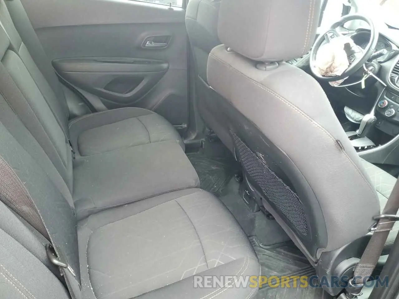 11 Photograph of a damaged car 3GNCJLSB5LL319970 CHEVROLET TRAX 2020