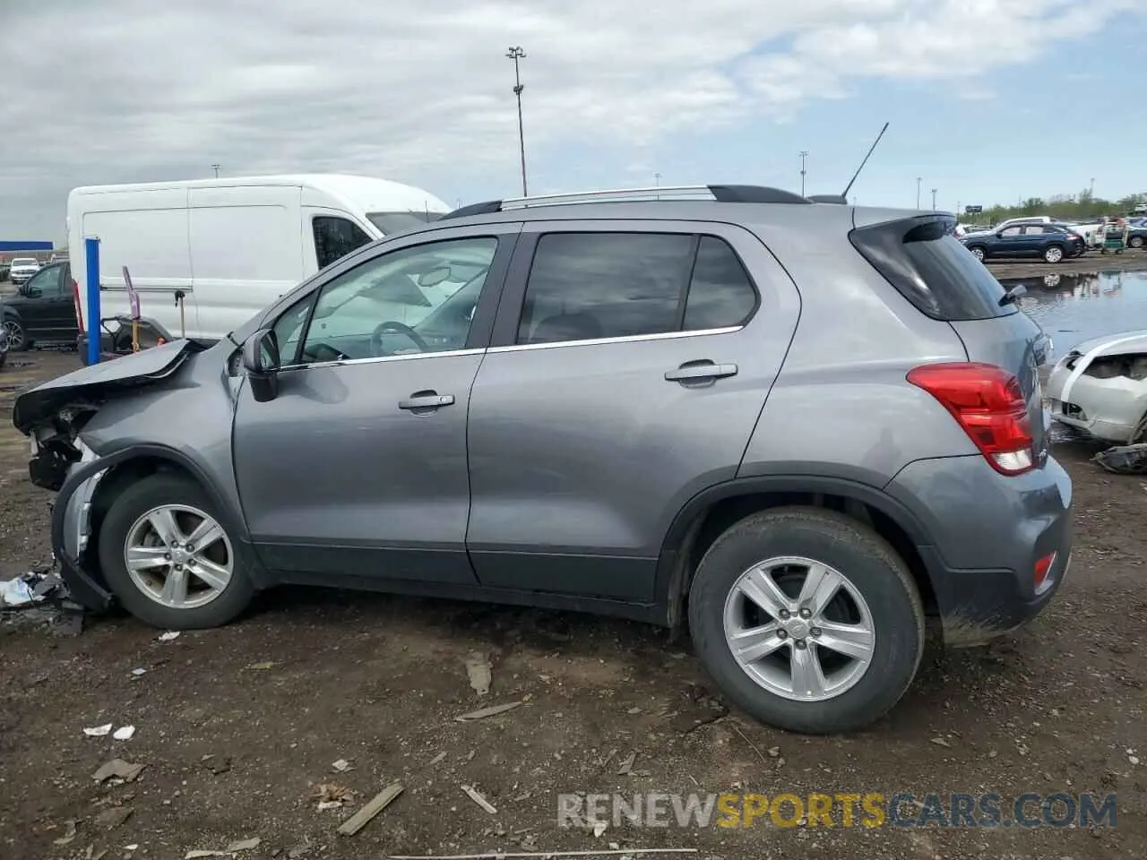 2 Photograph of a damaged car 3GNCJLSB5LL319970 CHEVROLET TRAX 2020
