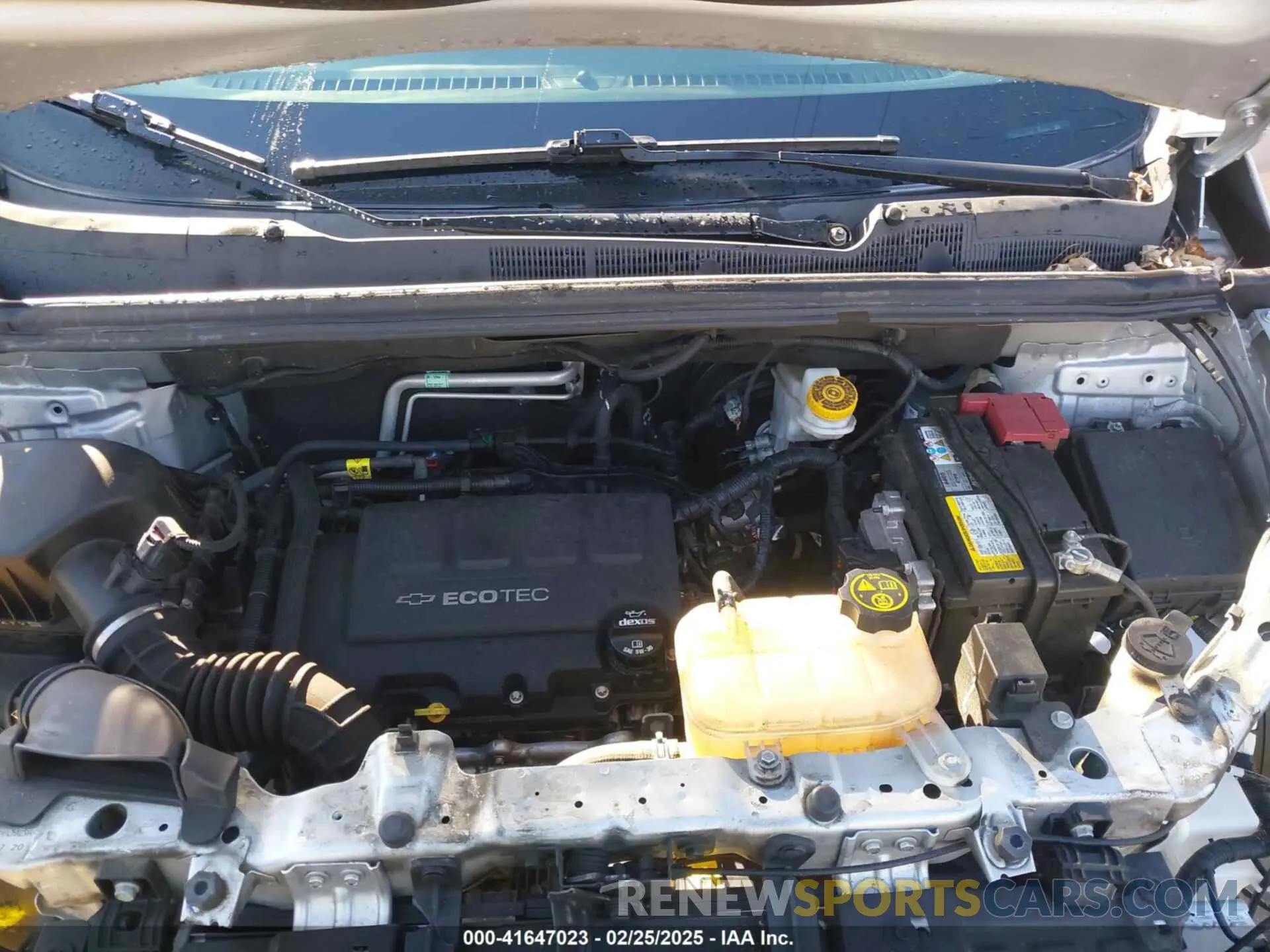 10 Фотография поврежденного автомобиля 3GNCJLSB5LL320665 CHEVROLET TRAX 2020