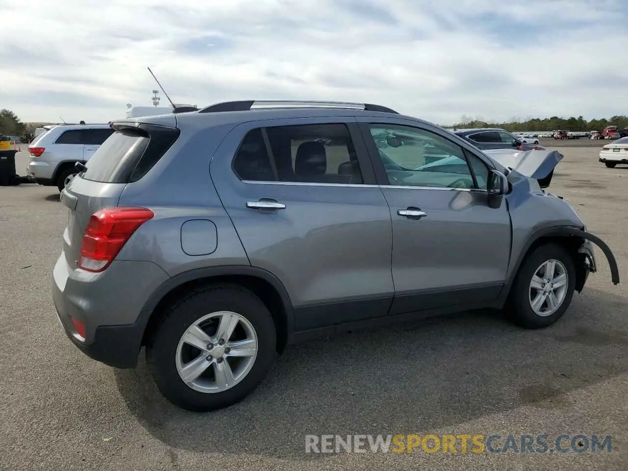 3 Photograph of a damaged car 3GNCJLSB5LL323369 CHEVROLET TRAX 2020