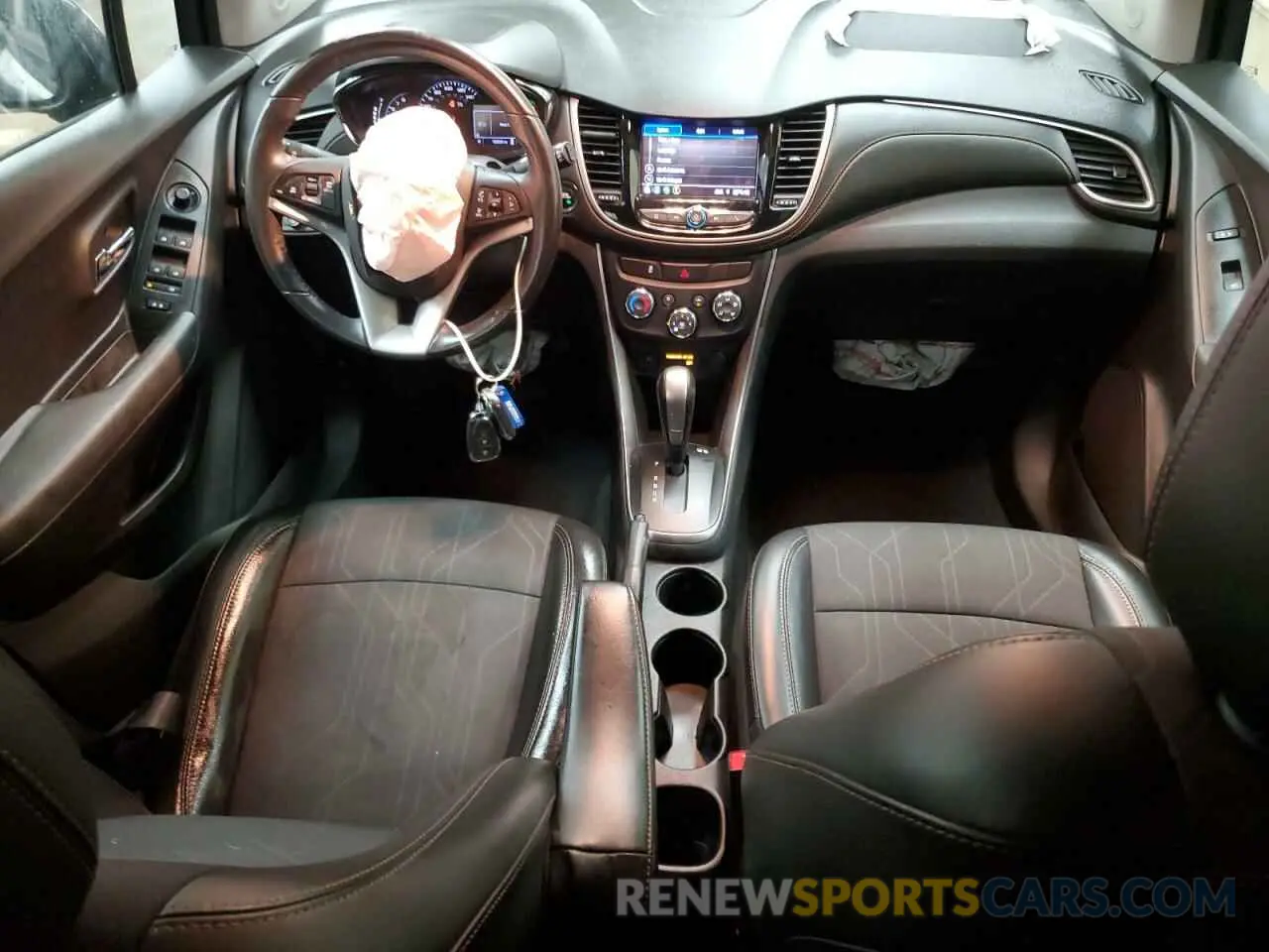 8 Фотография поврежденного автомобиля 3GNCJLSB6LL176883 CHEVROLET TRAX 2020