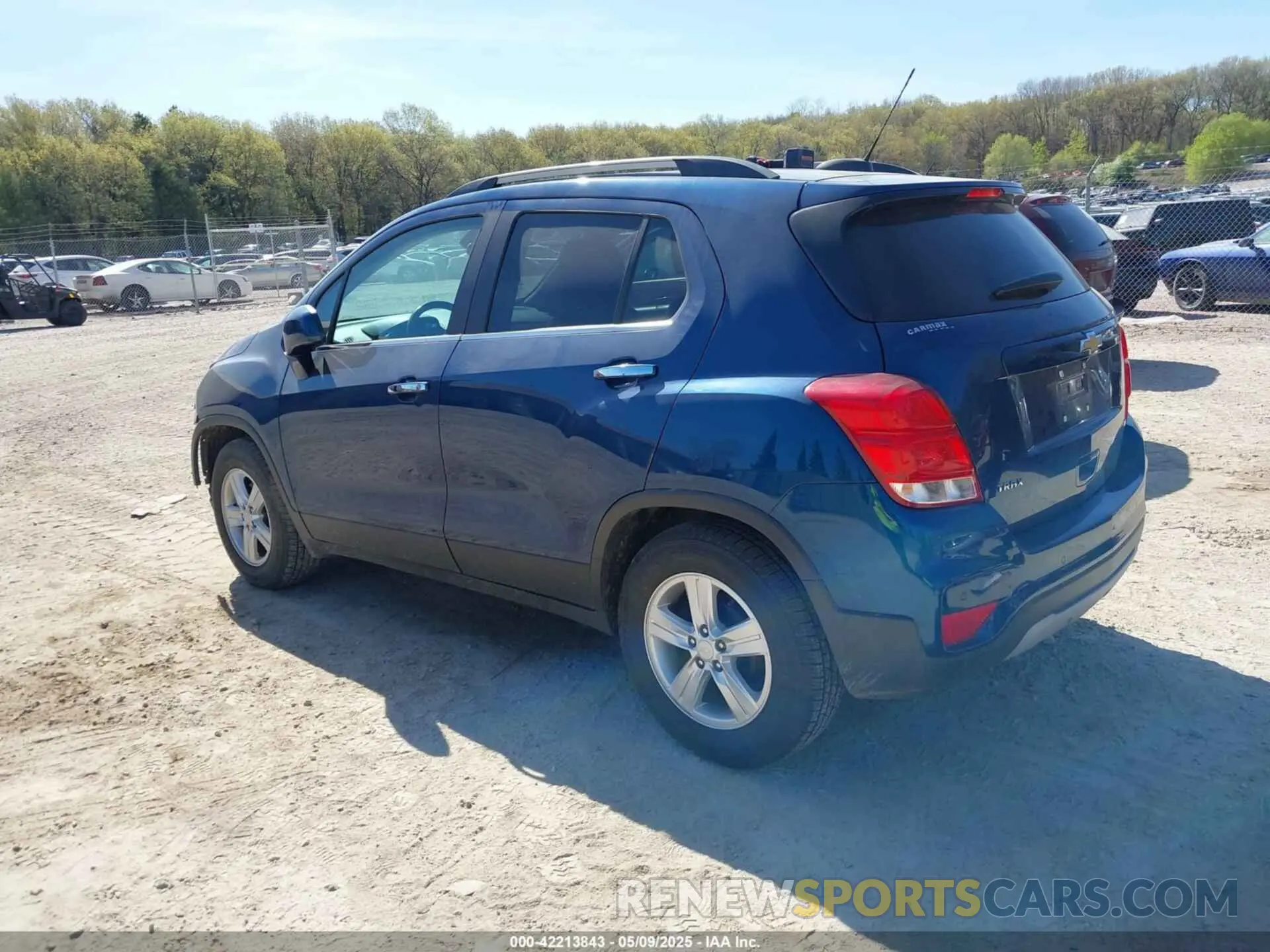 3 Photograph of a damaged car 3GNCJLSB6LL288423 CHEVROLET TRAX 2020