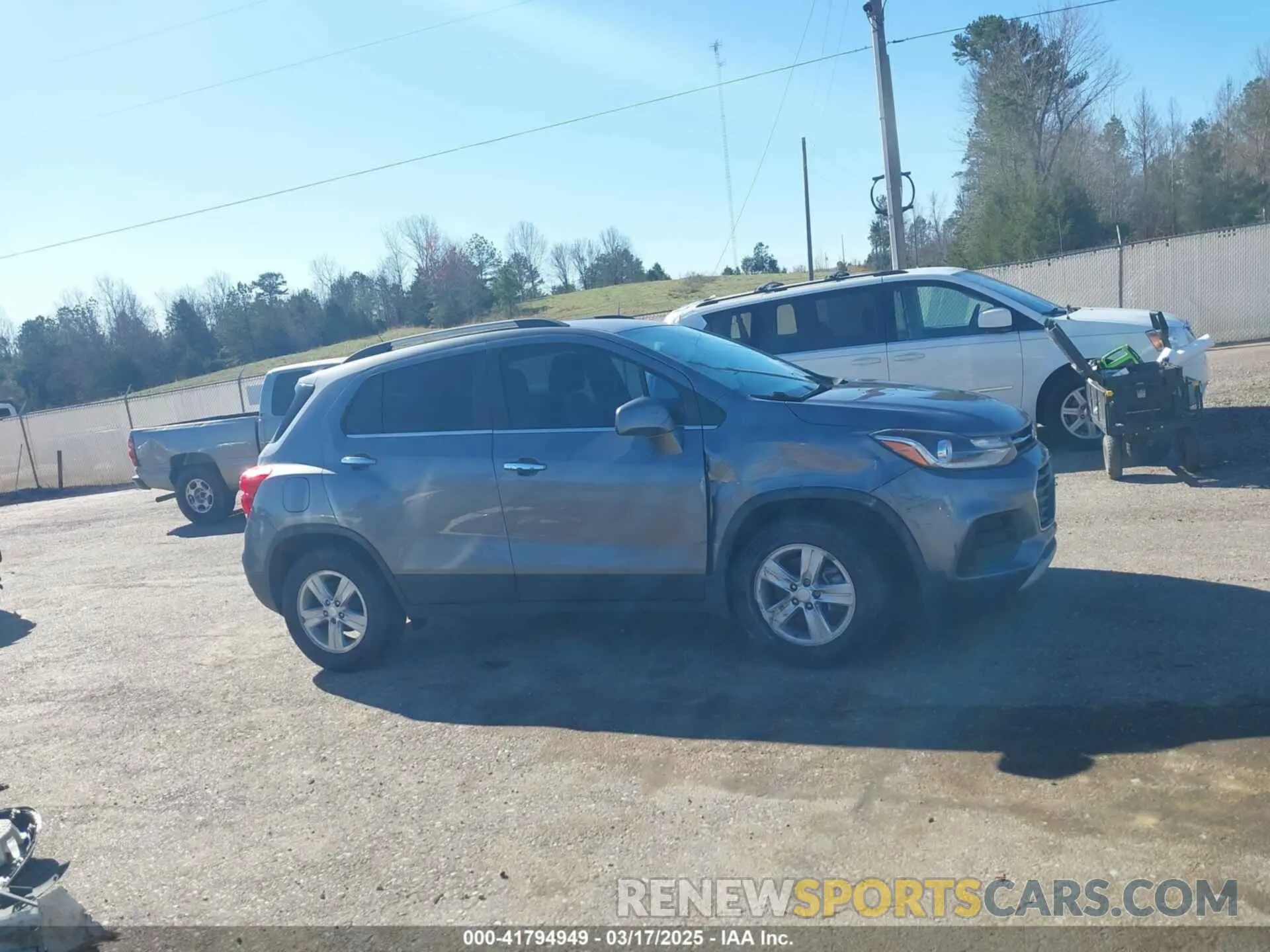 13 Photograph of a damaged car 3GNCJLSB7LL155086 CHEVROLET TRAX 2020