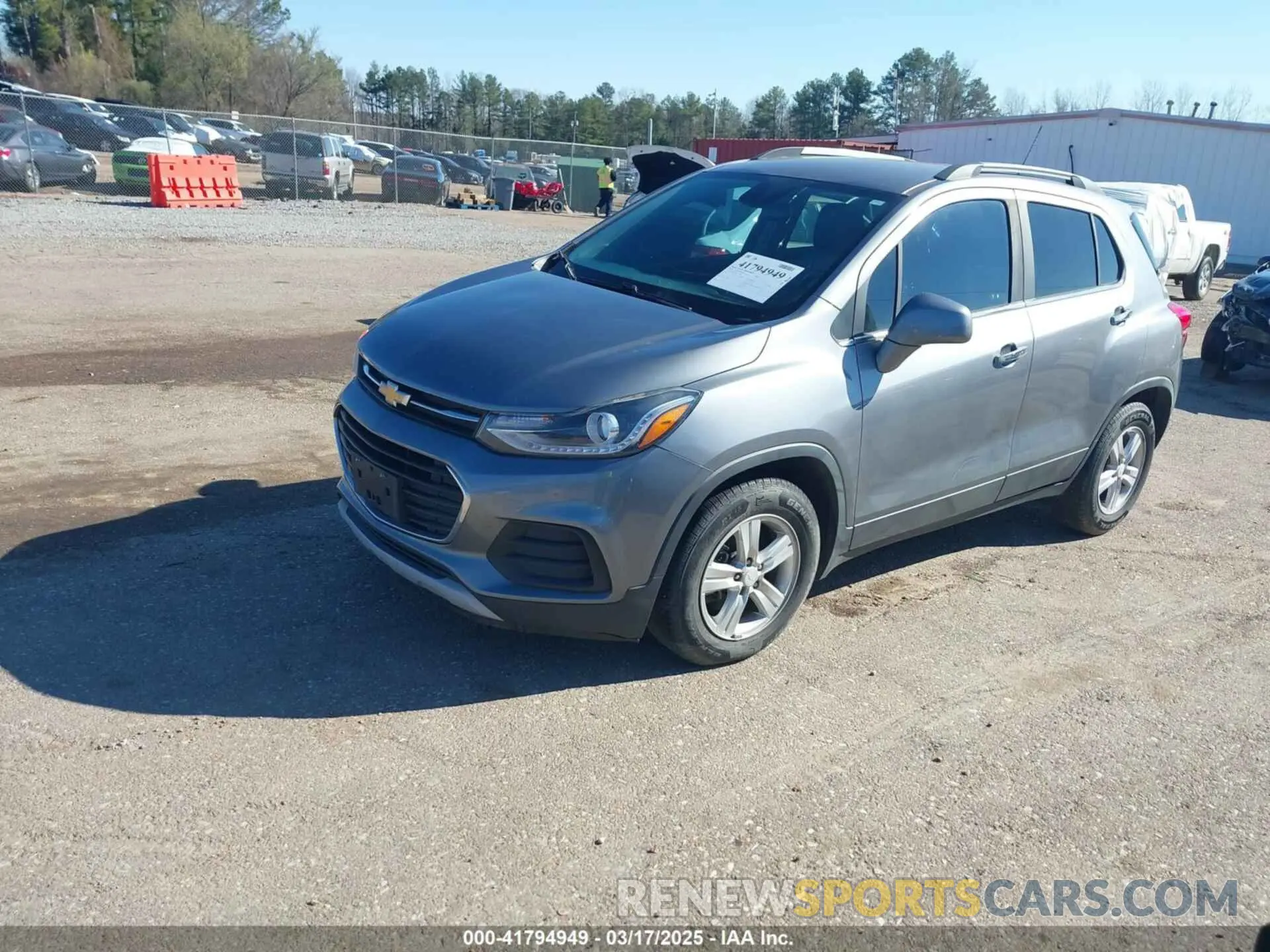 2 Photograph of a damaged car 3GNCJLSB7LL155086 CHEVROLET TRAX 2020