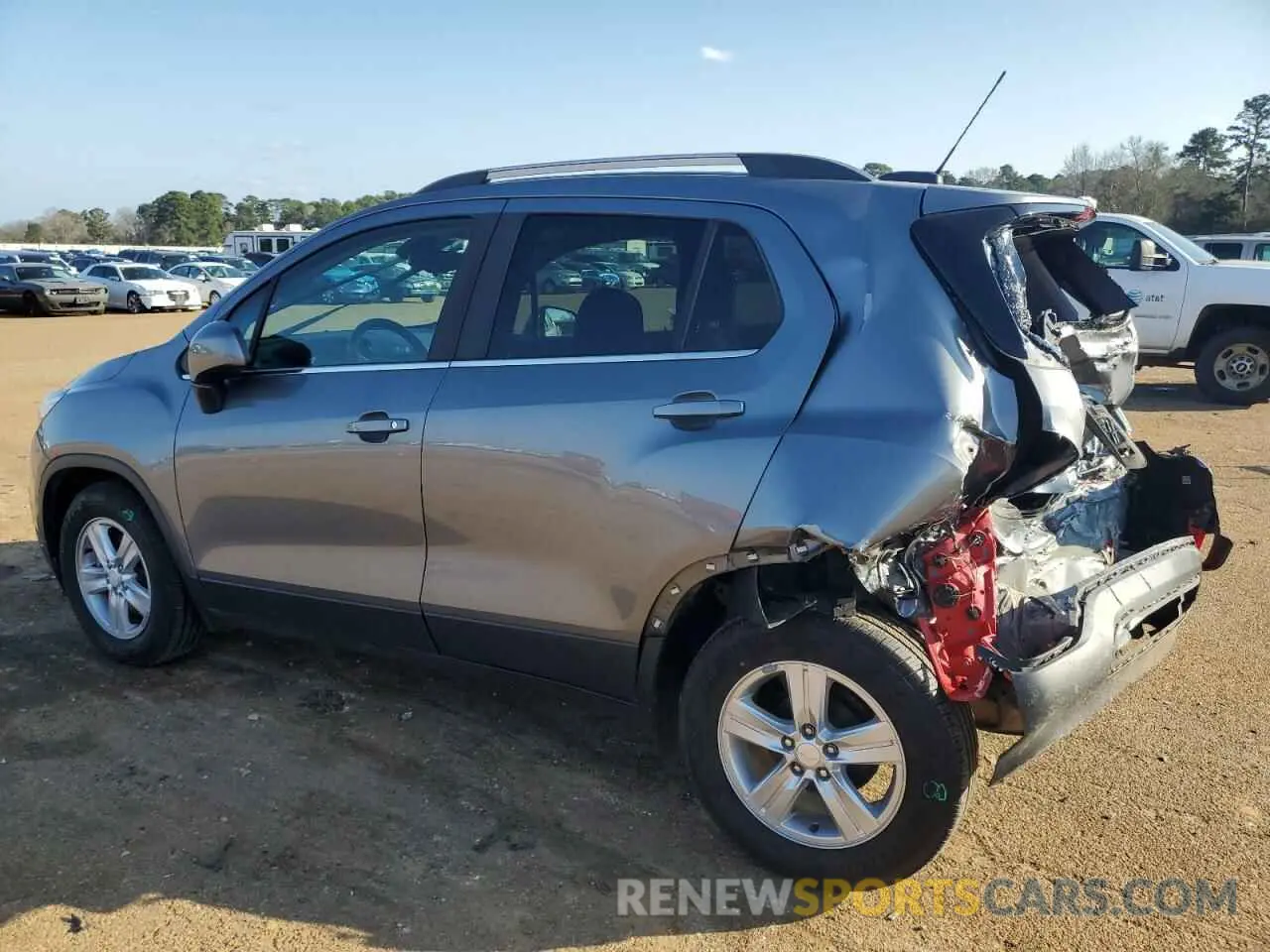 2 Photograph of a damaged car 3GNCJLSB8LL187108 CHEVROLET TRAX 2020