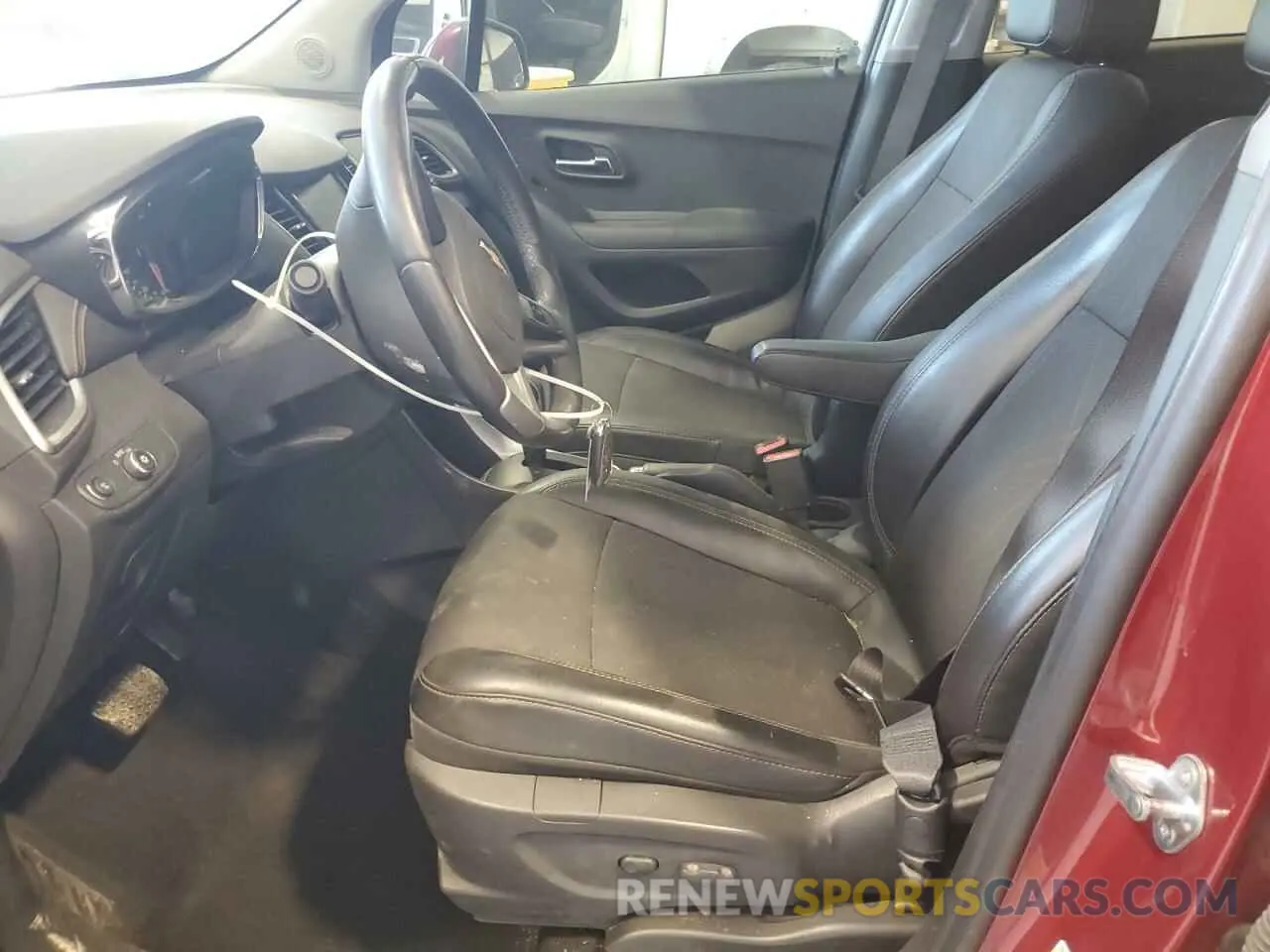7 Photograph of a damaged car 3GNCJLSB8LL194916 CHEVROLET TRAX 2020