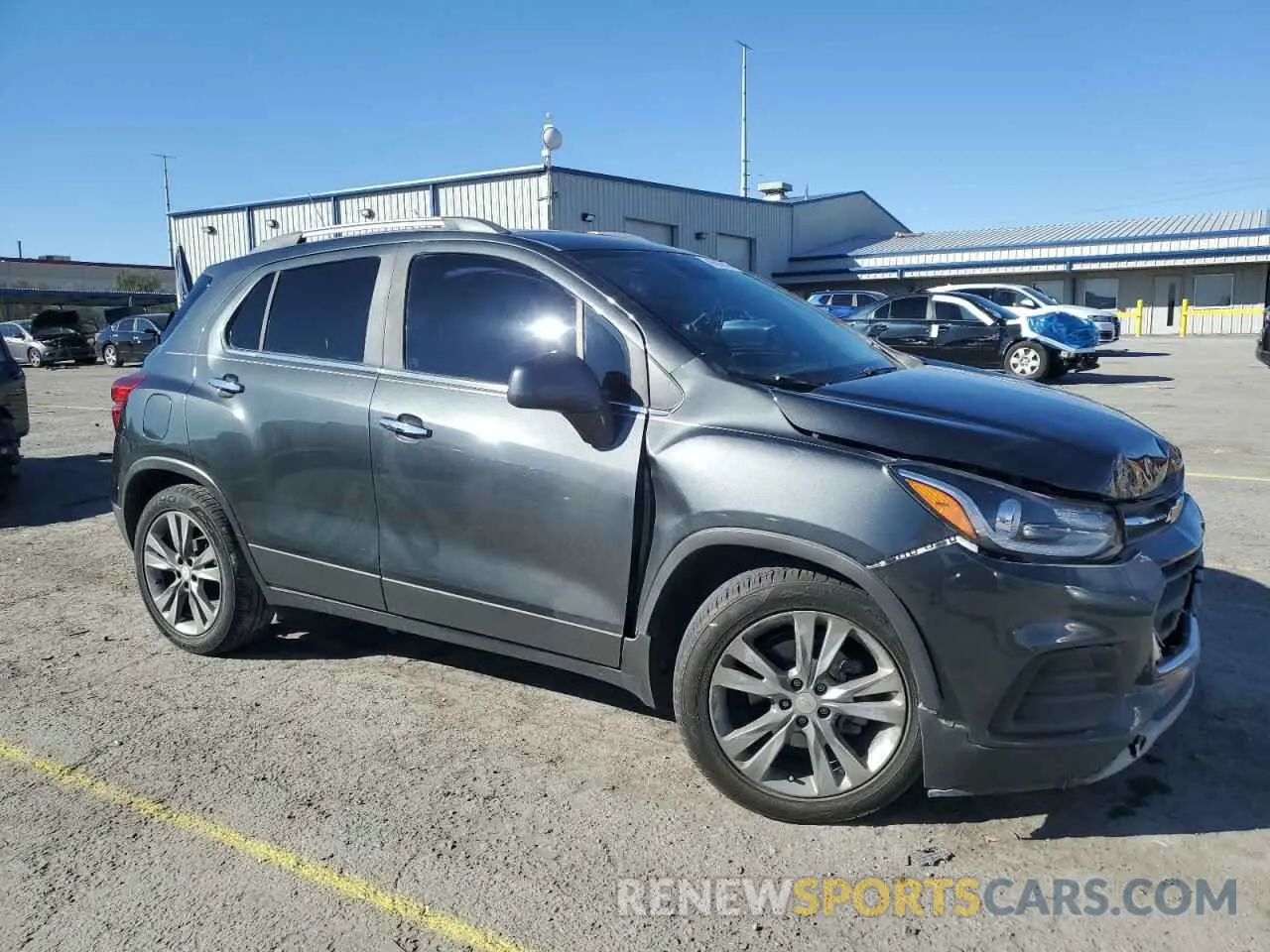 4 Фотография поврежденного автомобиля 3GNCJLSB8LL201654 CHEVROLET TRAX 2020