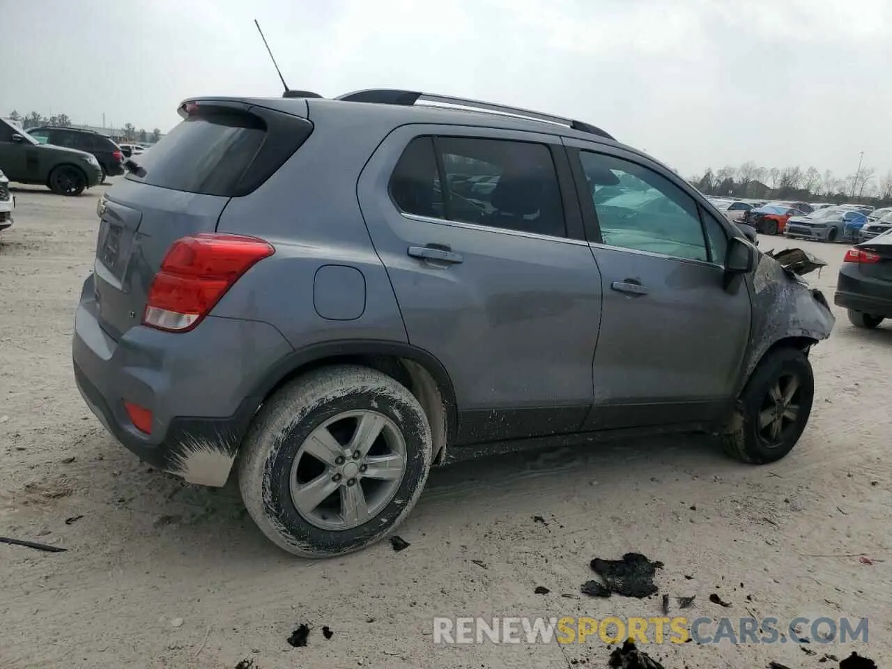 3 Photograph of a damaged car 3GNCJLSB8LL261658 CHEVROLET TRAX 2020