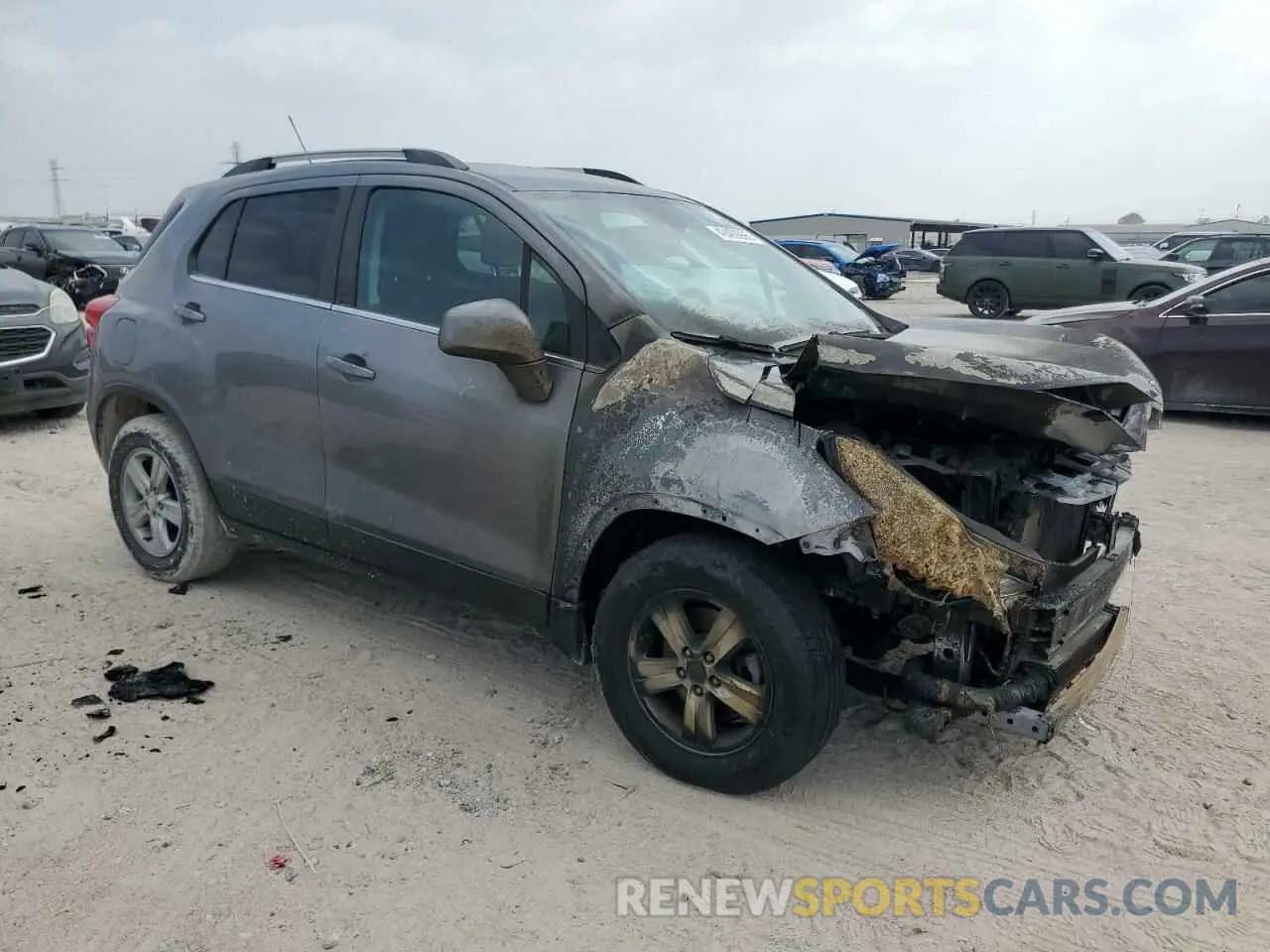 4 Photograph of a damaged car 3GNCJLSB8LL261658 CHEVROLET TRAX 2020