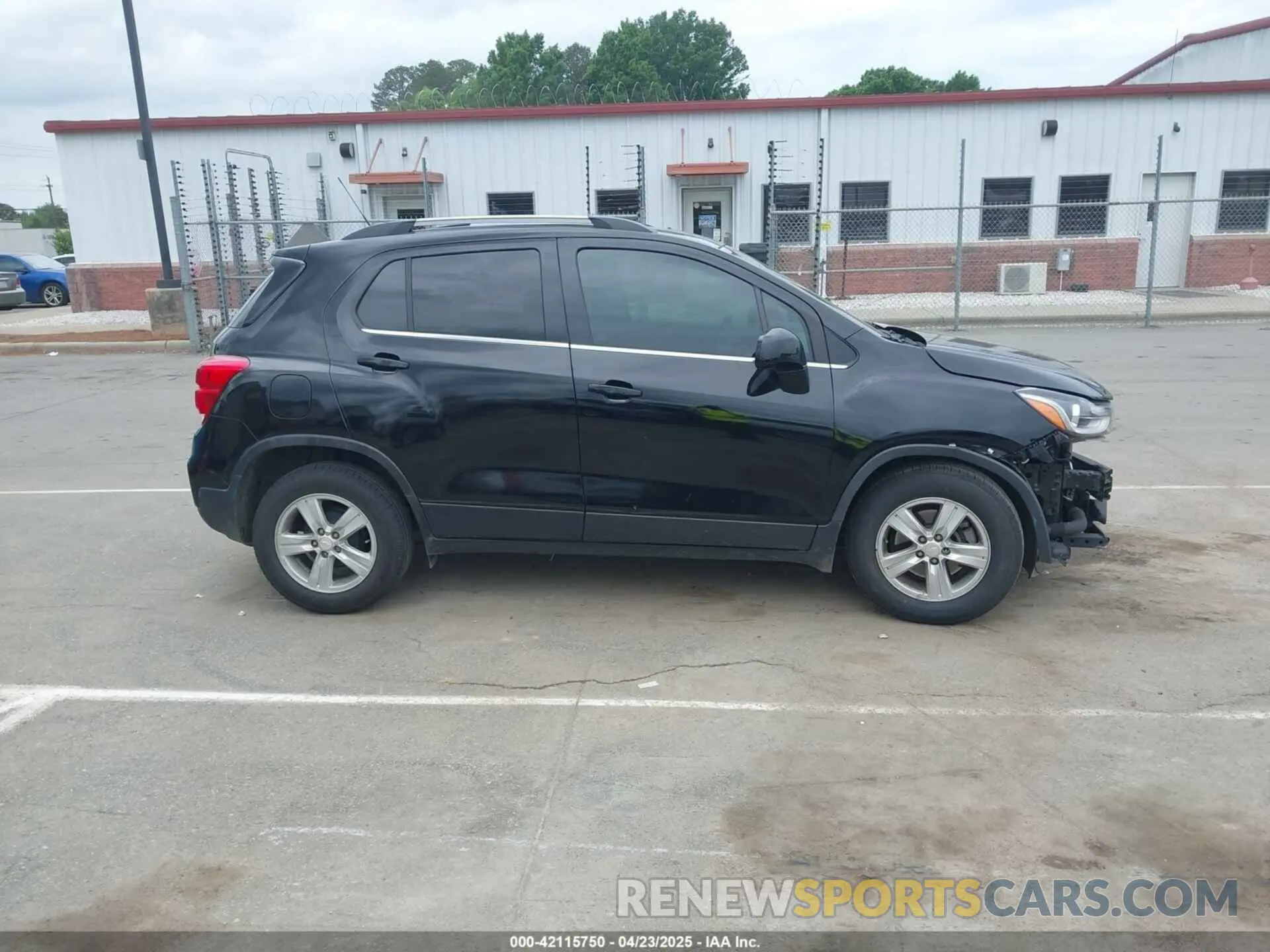 13 Фотография поврежденного автомобиля 3GNCJLSB8LL333975 CHEVROLET TRAX 2020