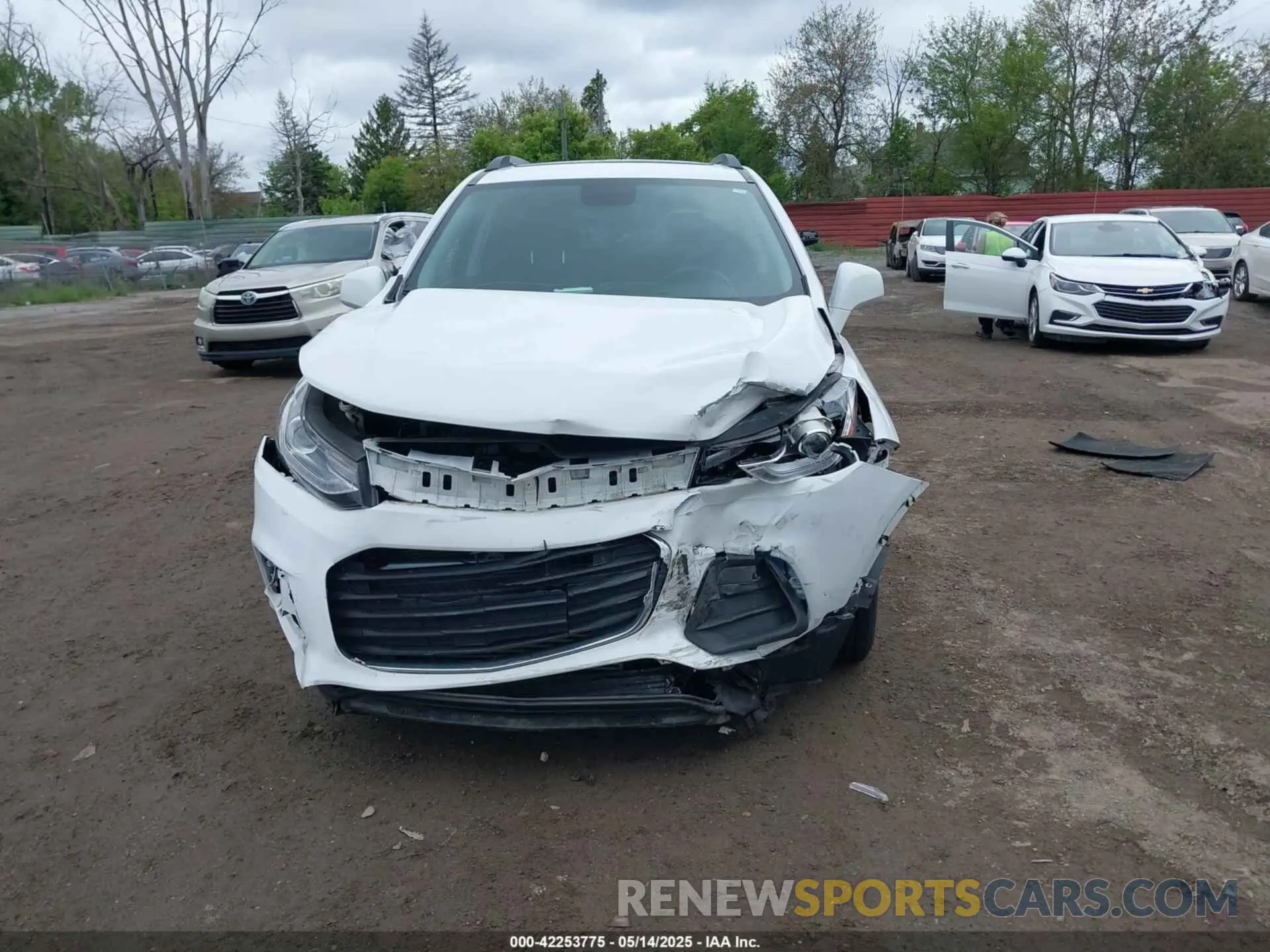 12 Photograph of a damaged car 3GNCJLSB9LL143621 CHEVROLET TRAX 2020
