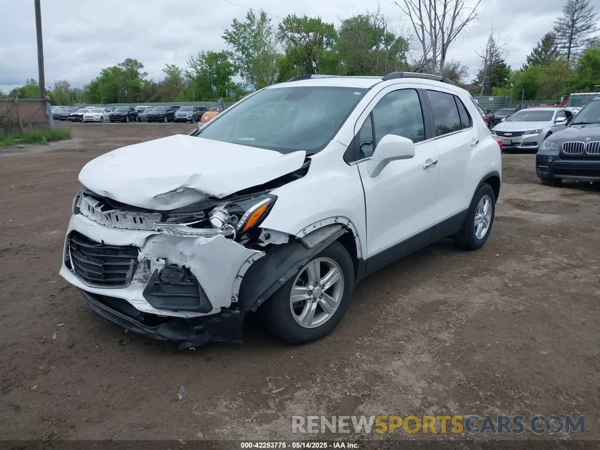 2 Photograph of a damaged car 3GNCJLSB9LL143621 CHEVROLET TRAX 2020