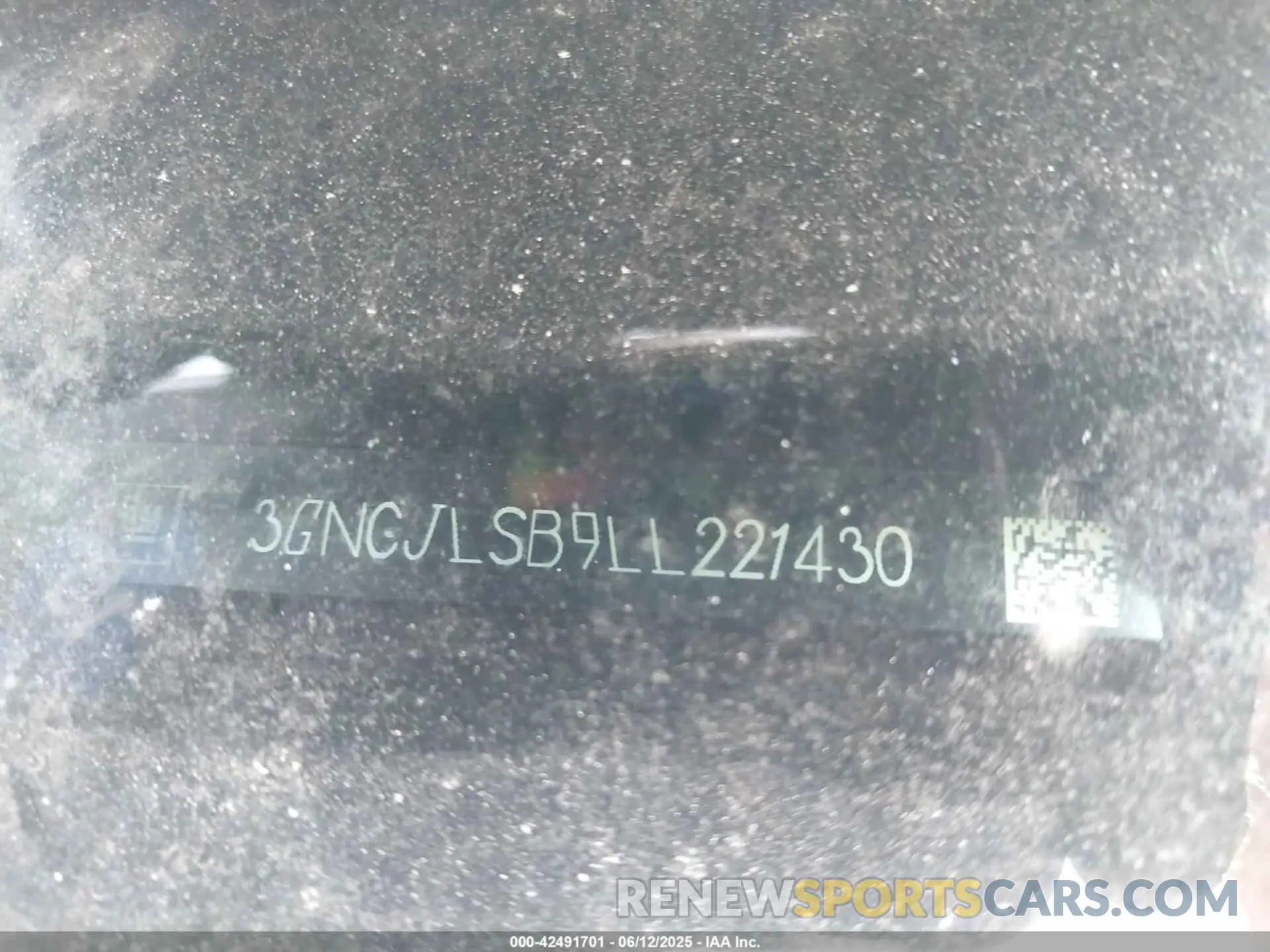 17 Photograph of a damaged car 3GNCJLSB9LL221430 CHEVROLET TRAX 2020