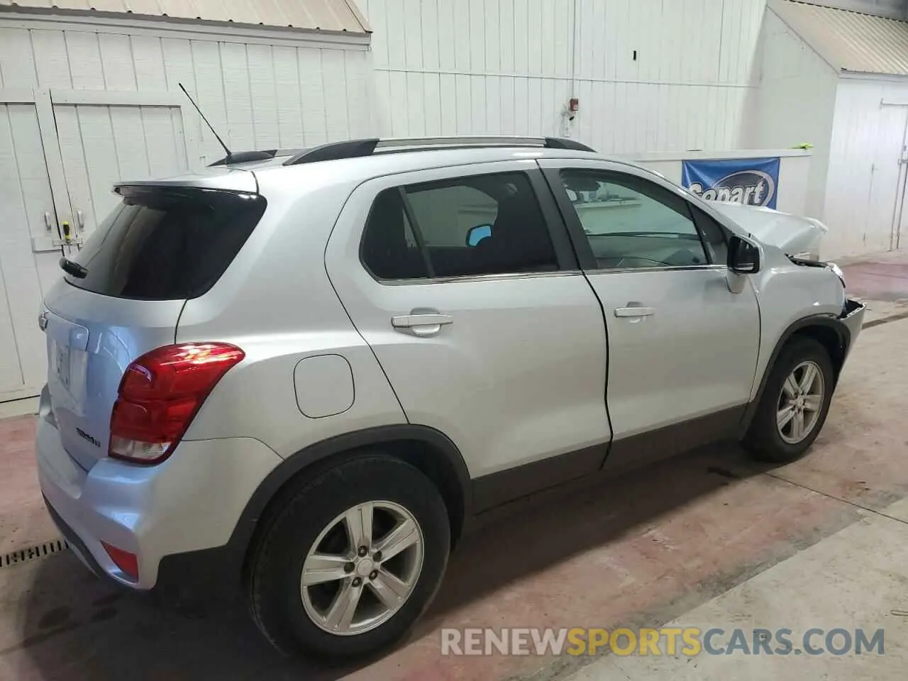 3 Фотография поврежденного автомобиля 3GNCJLSB9LL328526 CHEVROLET TRAX 2020