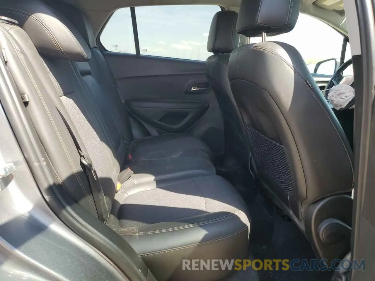 11 Фотография поврежденного автомобиля 3GNCJLSBXLL296461 CHEVROLET TRAX 2020