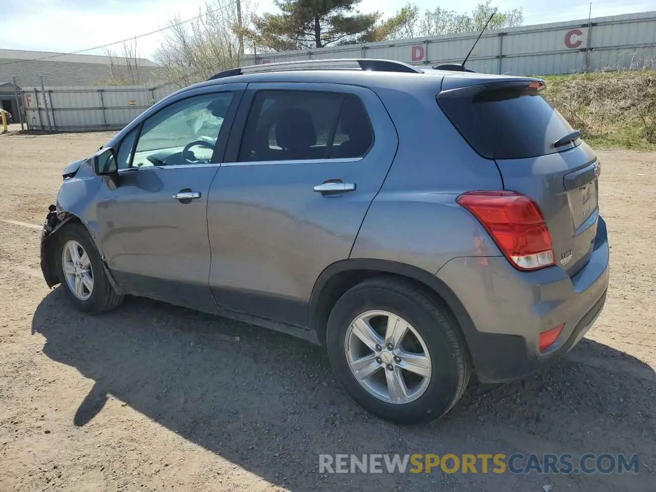 2 Фотография поврежденного автомобиля 3GNCJLSBXLL296461 CHEVROLET TRAX 2020