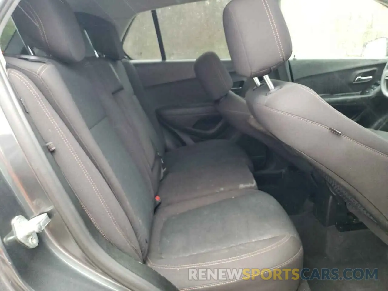 11 Photograph of a damaged car 3GNCJNSB1LL121057 CHEVROLET TRAX 2020