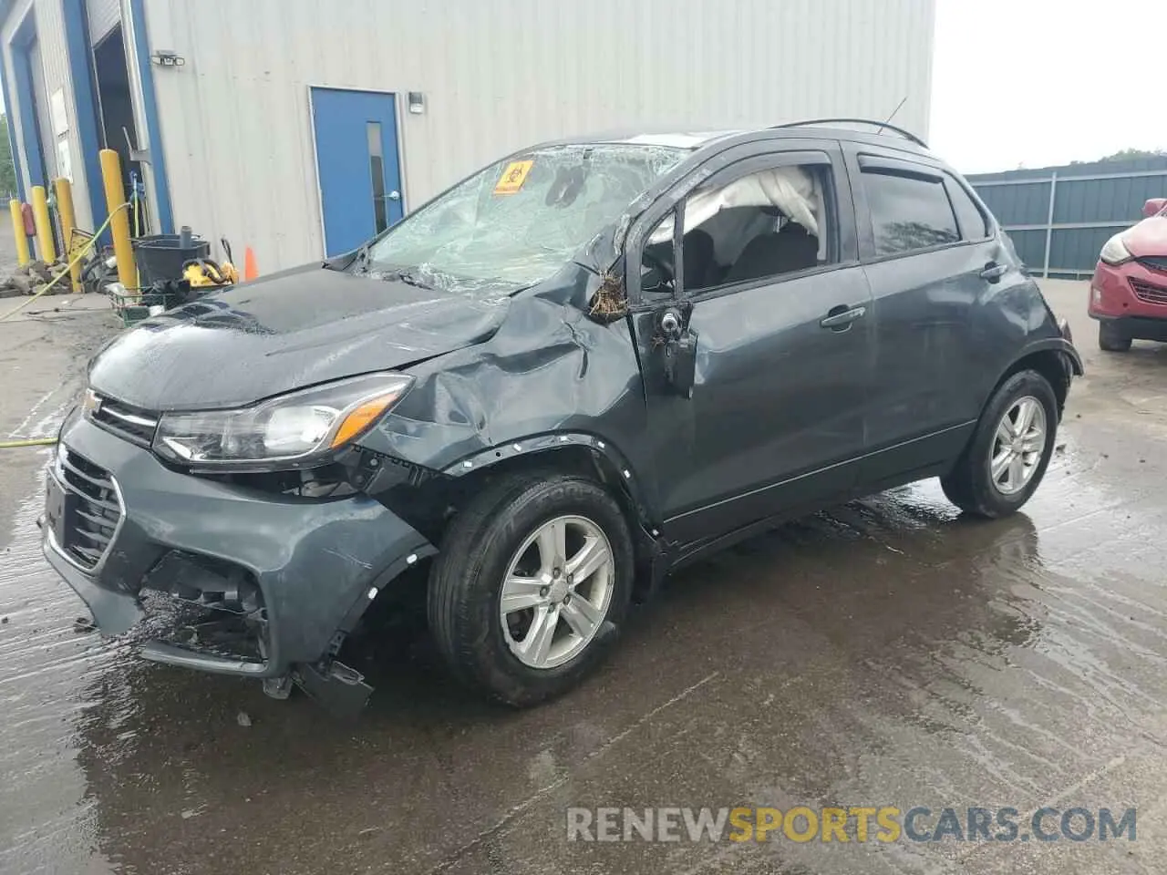 1 Photograph of a damaged car 3GNCJNSB2LL107197 CHEVROLET TRAX 2020