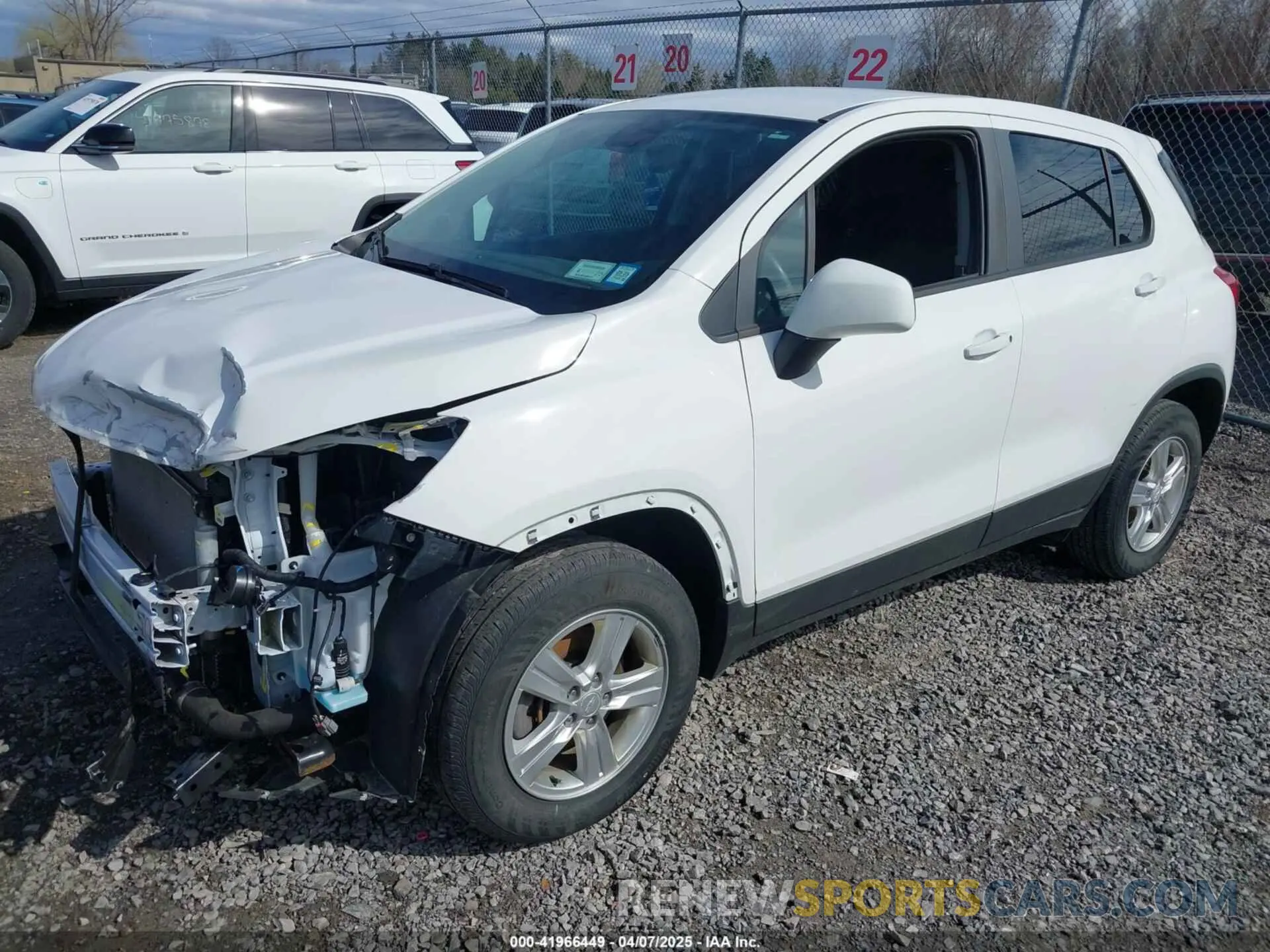 2 Фотография поврежденного автомобиля 3GNCJNSB2LL156965 CHEVROLET TRAX 2020