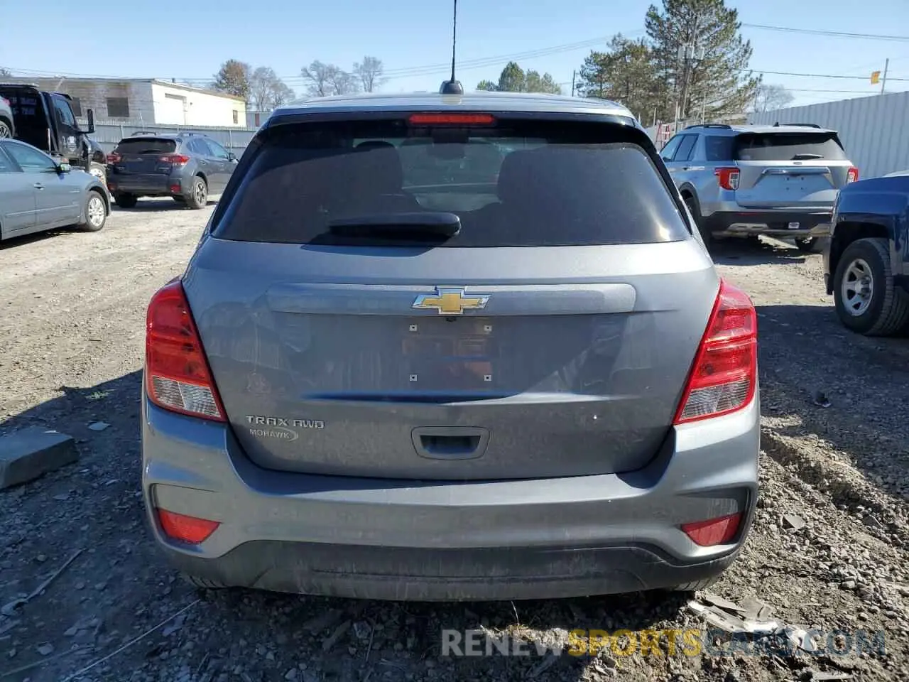 6 Photograph of a damaged car 3GNCJNSB2LL268956 CHEVROLET TRAX 2020