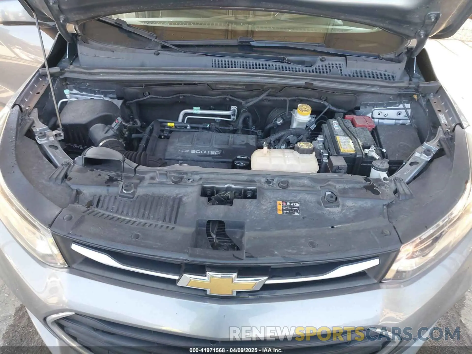 10 Фотография поврежденного автомобиля 3GNCJNSB6LL276347 CHEVROLET TRAX 2020