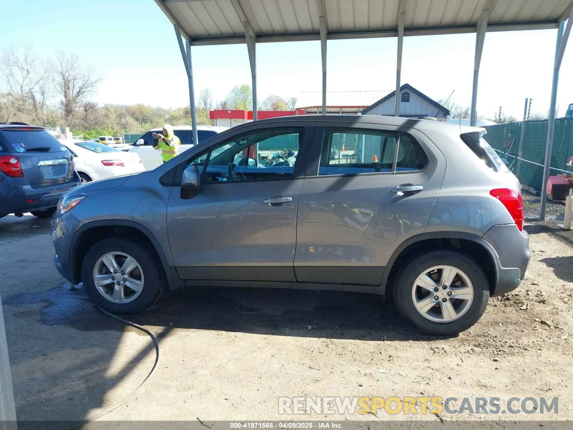 14 Фотография поврежденного автомобиля 3GNCJNSB6LL276347 CHEVROLET TRAX 2020