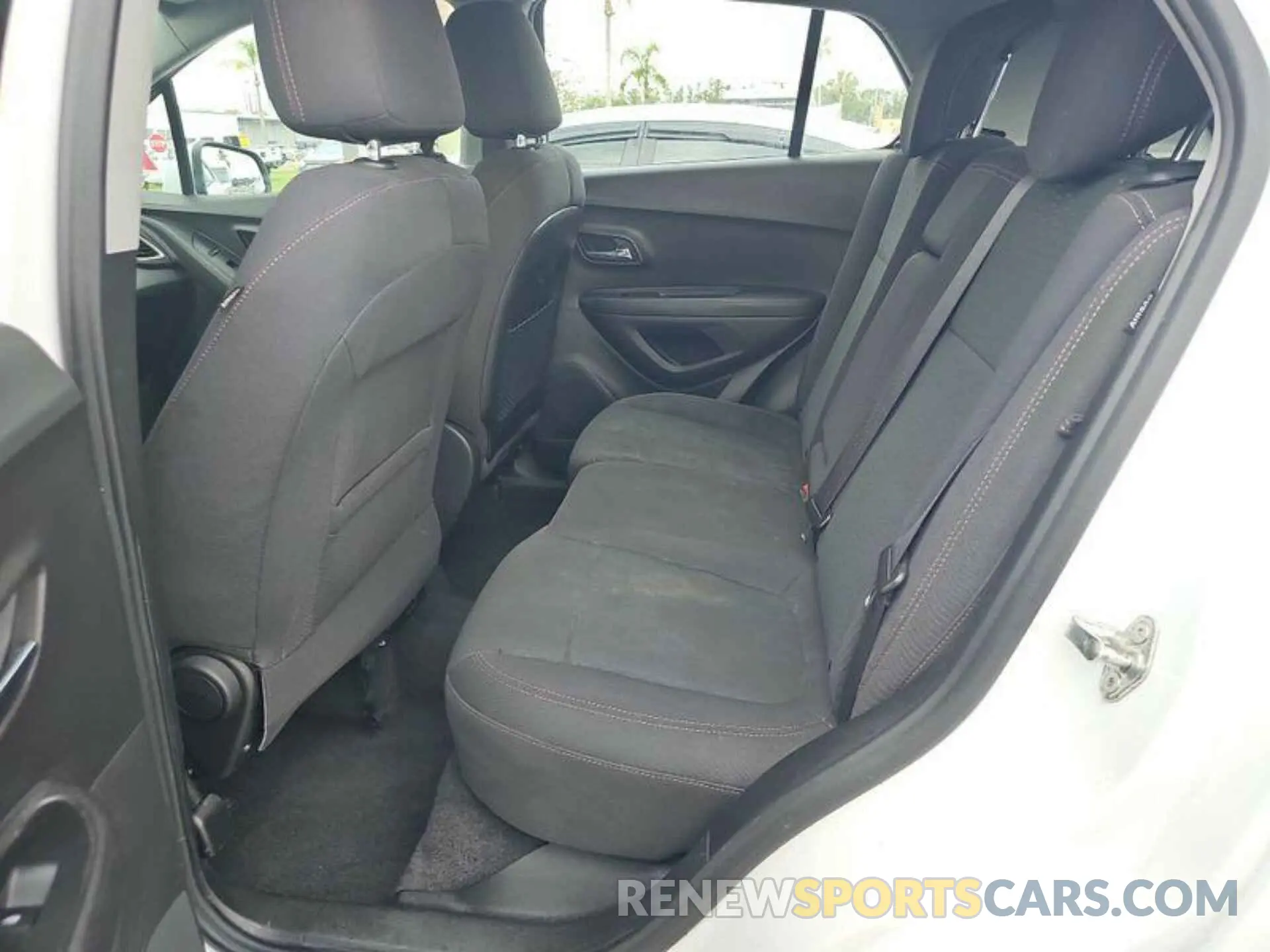 7 Фотография поврежденного автомобиля 3GNCJNSB6LL291382 CHEVROLET TRAX 2020