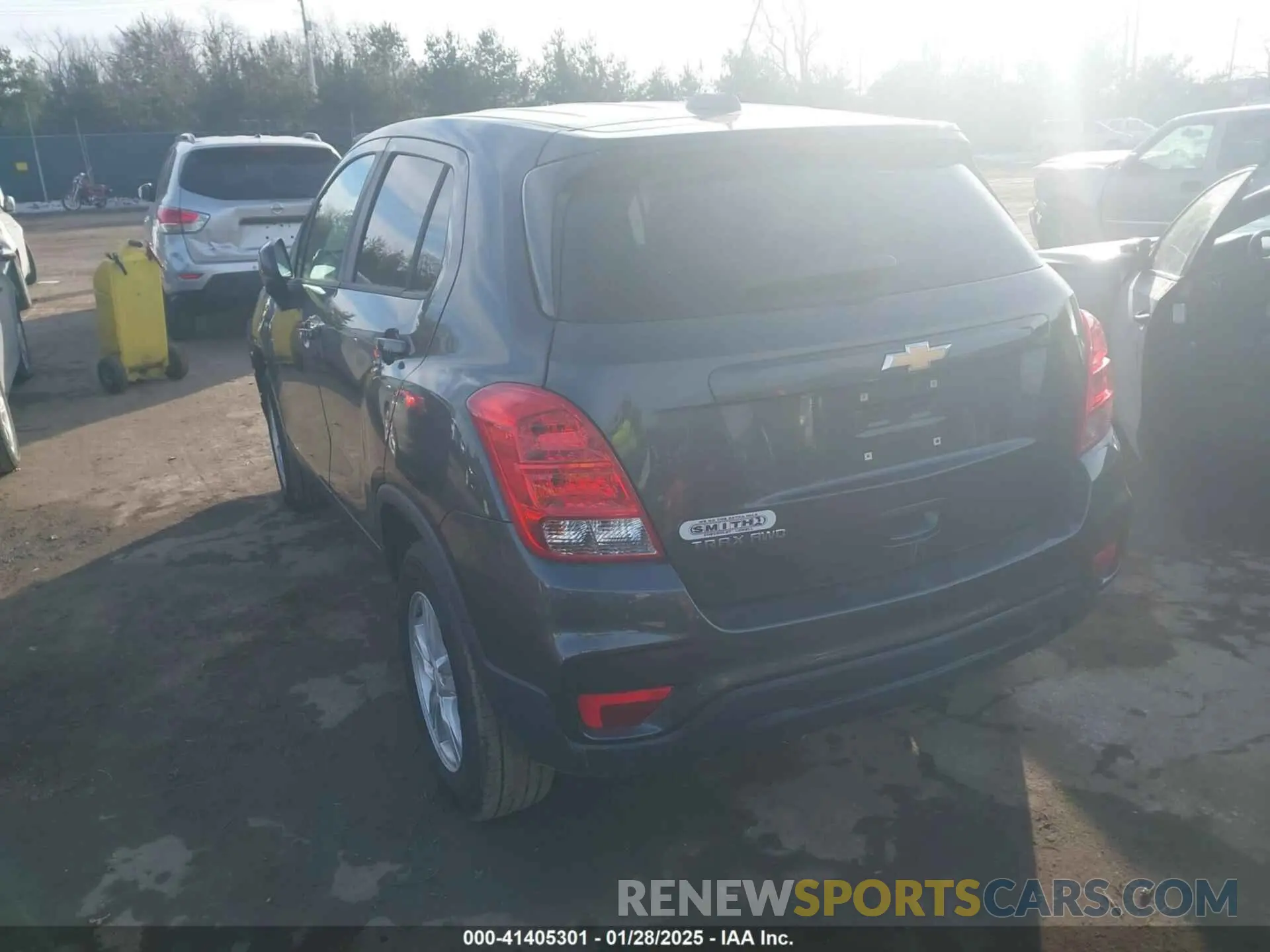 3 Photograph of a damaged car 3GNCJNSB7LL128580 CHEVROLET TRAX 2020