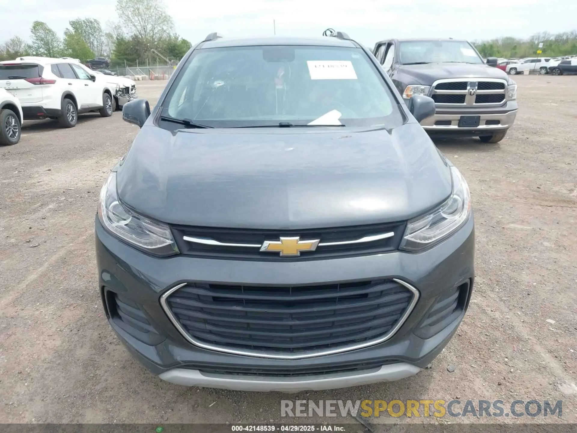 12 Photograph of a damaged car 3GNCJPSB1LL193596 CHEVROLET TRAX 2020