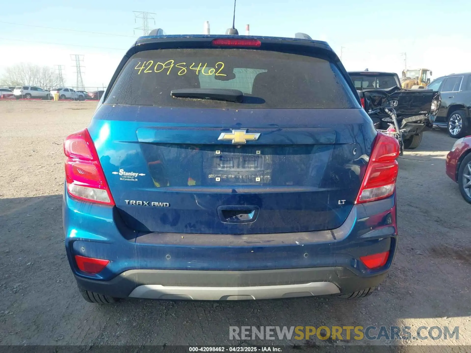 17 Photograph of a damaged car 3GNCJPSB2LL219333 CHEVROLET TRAX 2020