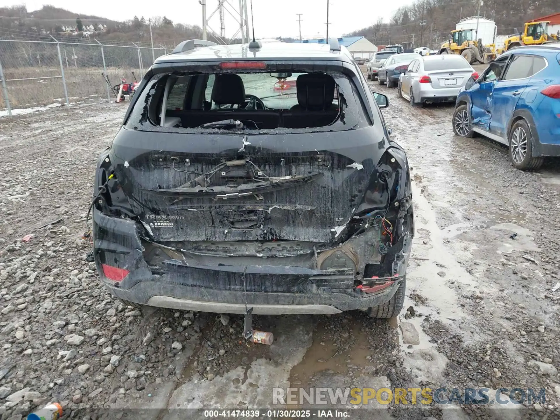 17 Фотография поврежденного автомобиля 3GNCJPSB3LL334300 CHEVROLET TRAX 2020