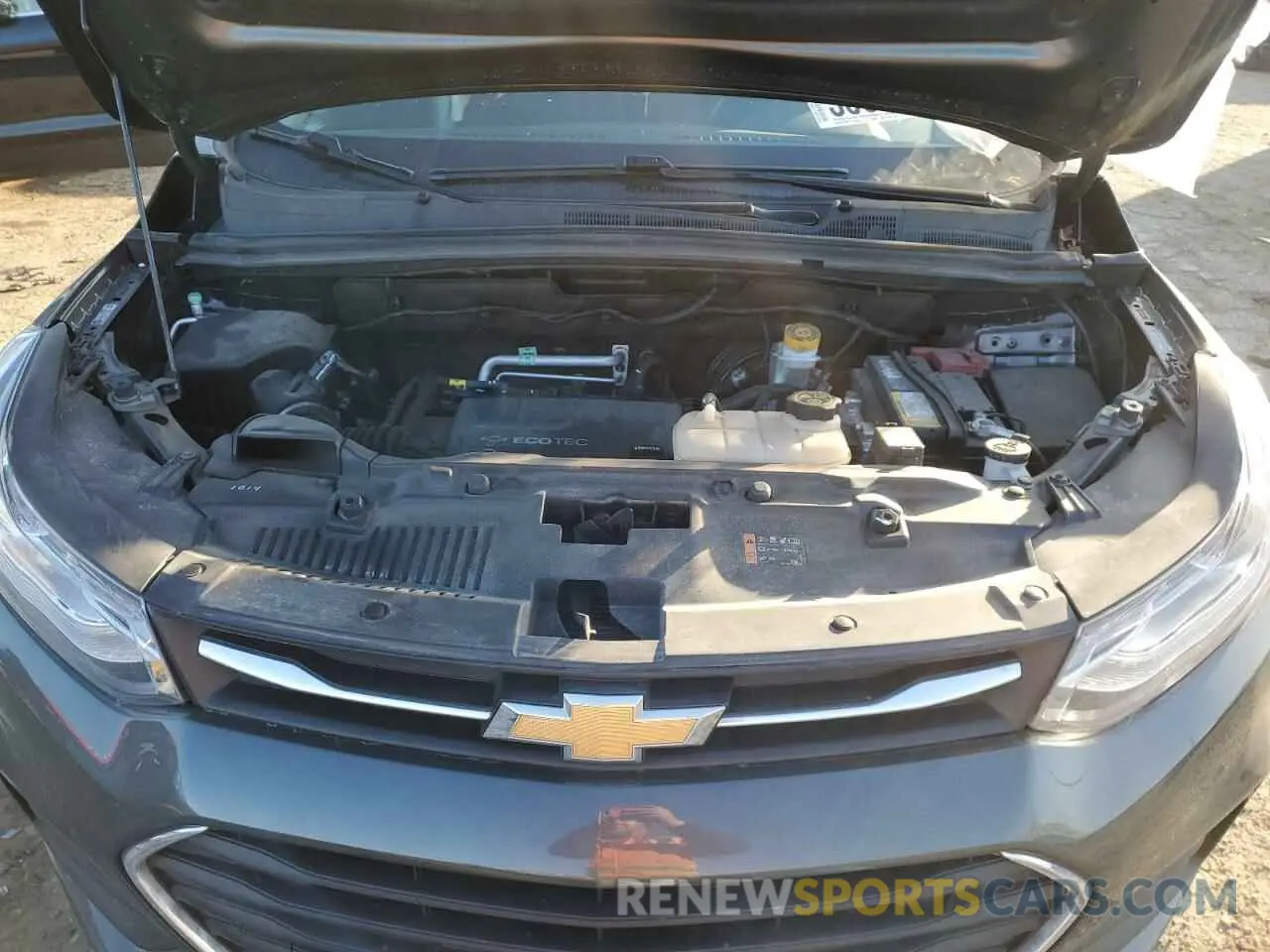13 Photograph of a damaged car 3GNCJPSB5LL155059 CHEVROLET TRAX 2020