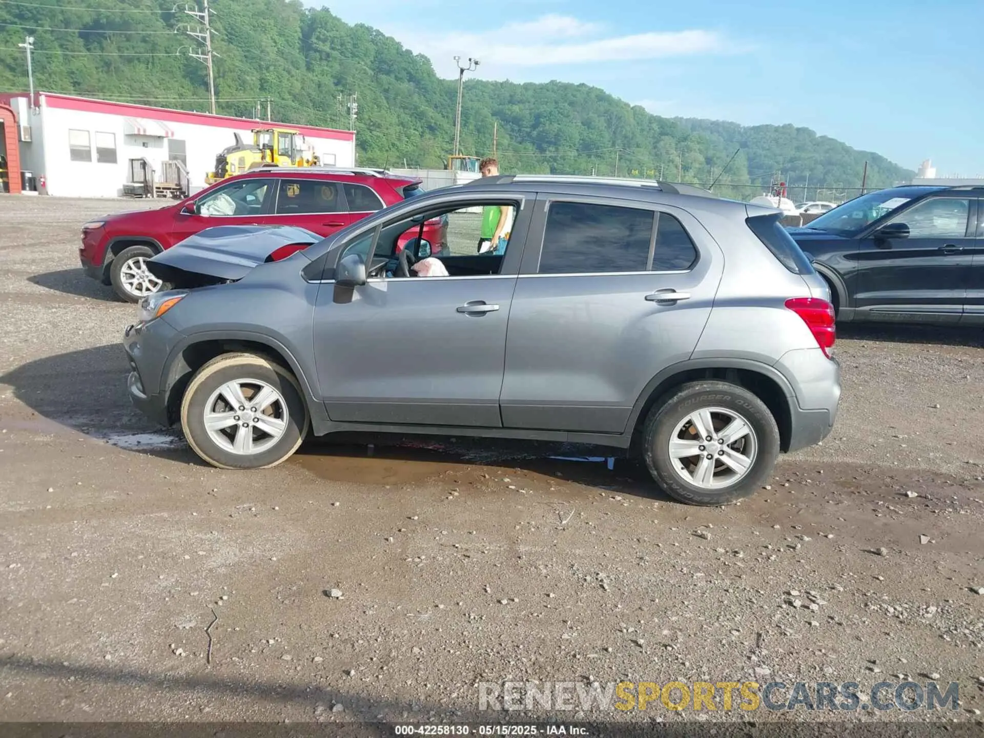 14 Photograph of a damaged car 3GNCJPSB7LL323025 CHEVROLET TRAX 2020