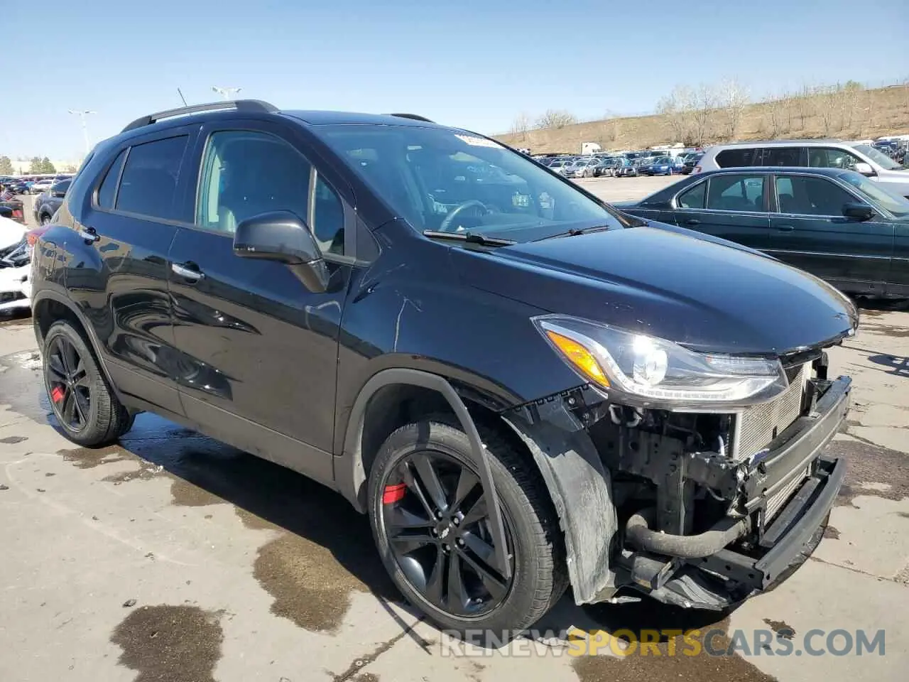 4 Photograph of a damaged car 3GNCJPSB8LL142418 CHEVROLET TRAX 2020