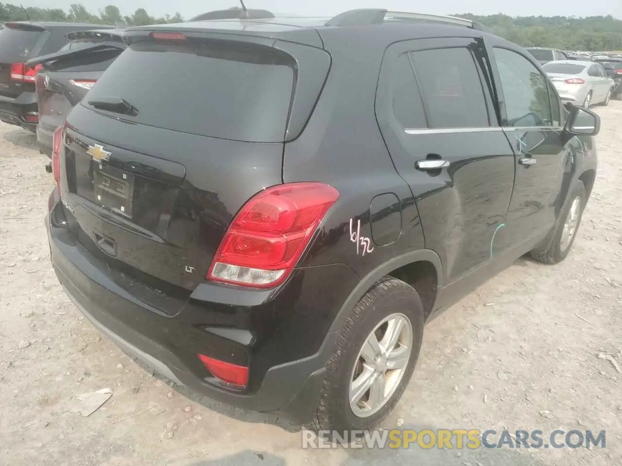 3 Фотография поврежденного автомобиля 3GNCJPSB9LL331109 CHEVROLET TRAX 2020