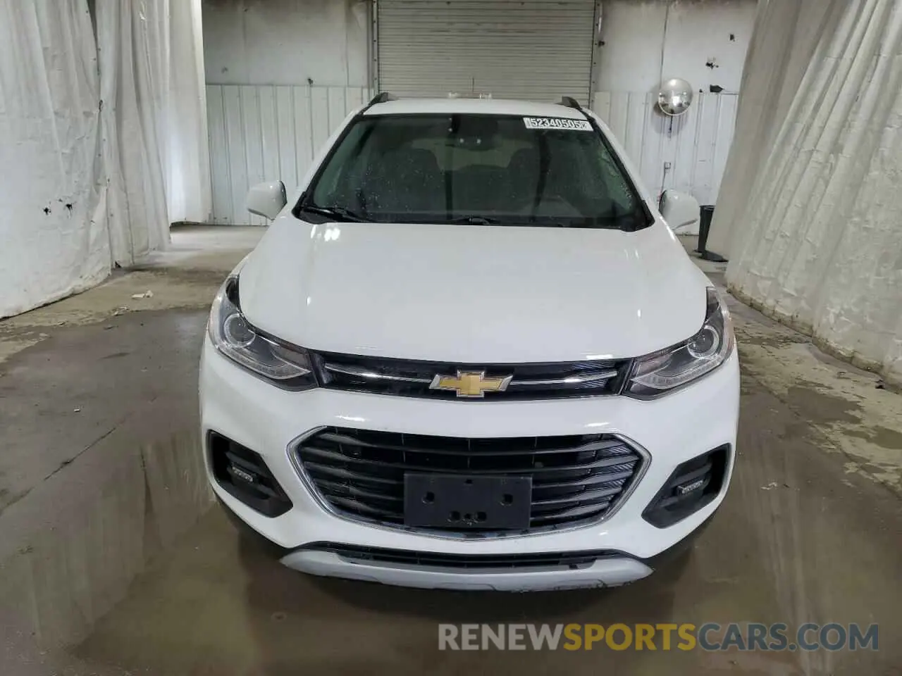 5 Photograph of a damaged car 3GNCJPSBXLL265332 CHEVROLET TRAX 2020