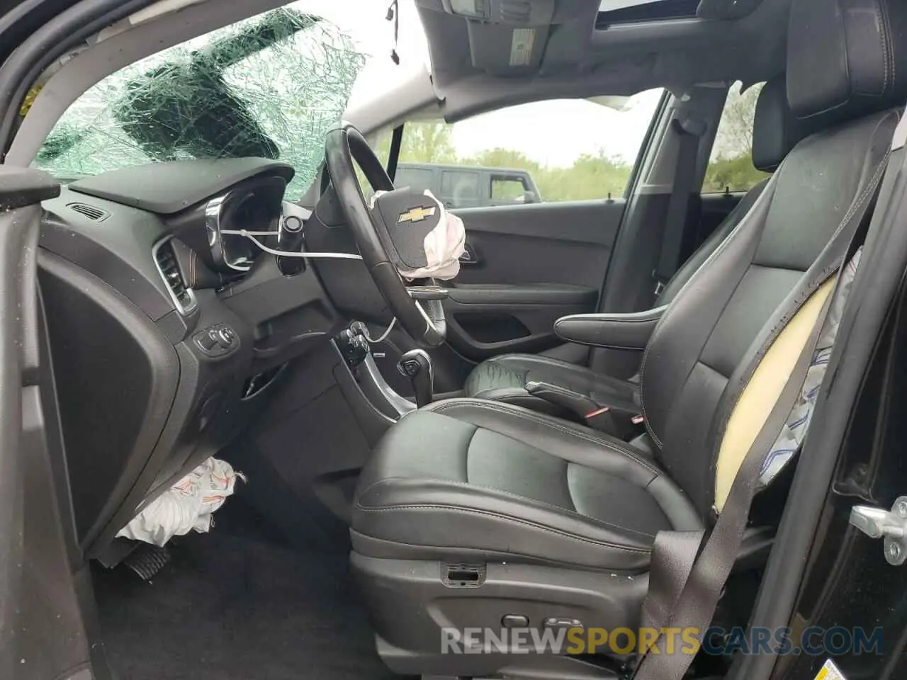 7 Фотография поврежденного автомобиля 3GNCJRSB1LL224602 CHEVROLET TRAX 2020