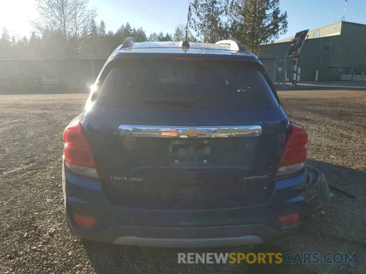6 Фотография поврежденного автомобиля 3GNCJRSBXLL215719 CHEVROLET TRAX 2020
