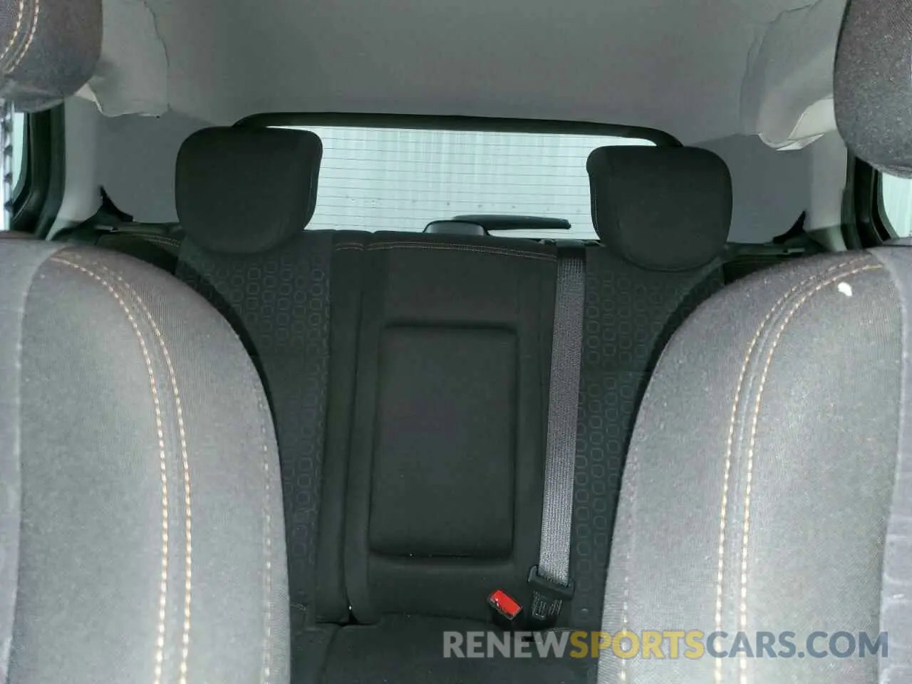 10 Фотография поврежденного автомобиля KL7CJKSB0LB050987 CHEVROLET TRAX 2020