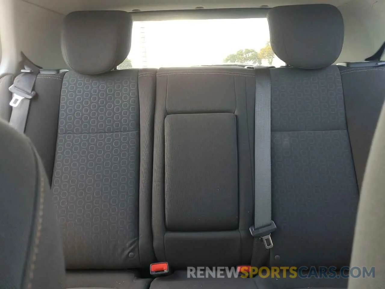10 Фотография поврежденного автомобиля KL7CJKSB1LB021319 CHEVROLET TRAX 2020