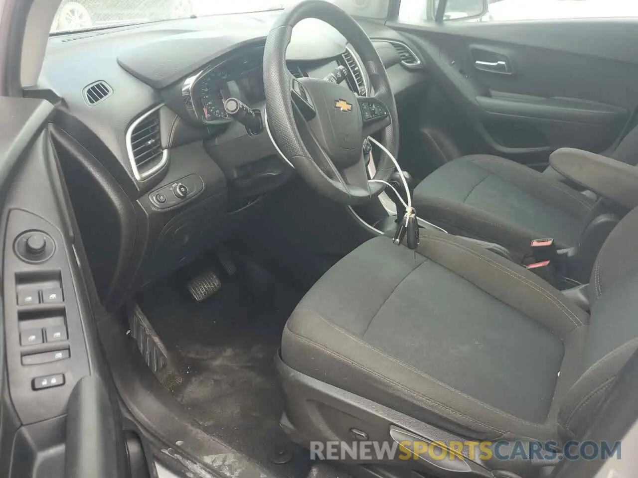 7 Фотография поврежденного автомобиля KL7CJKSB1LB021319 CHEVROLET TRAX 2020