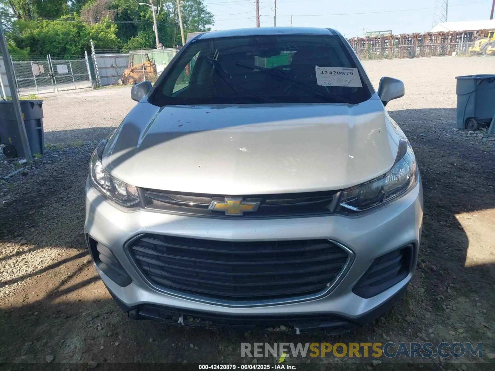 11 Photograph of a damaged car KL7CJKSB1LB024737 CHEVROLET TRAX 2020