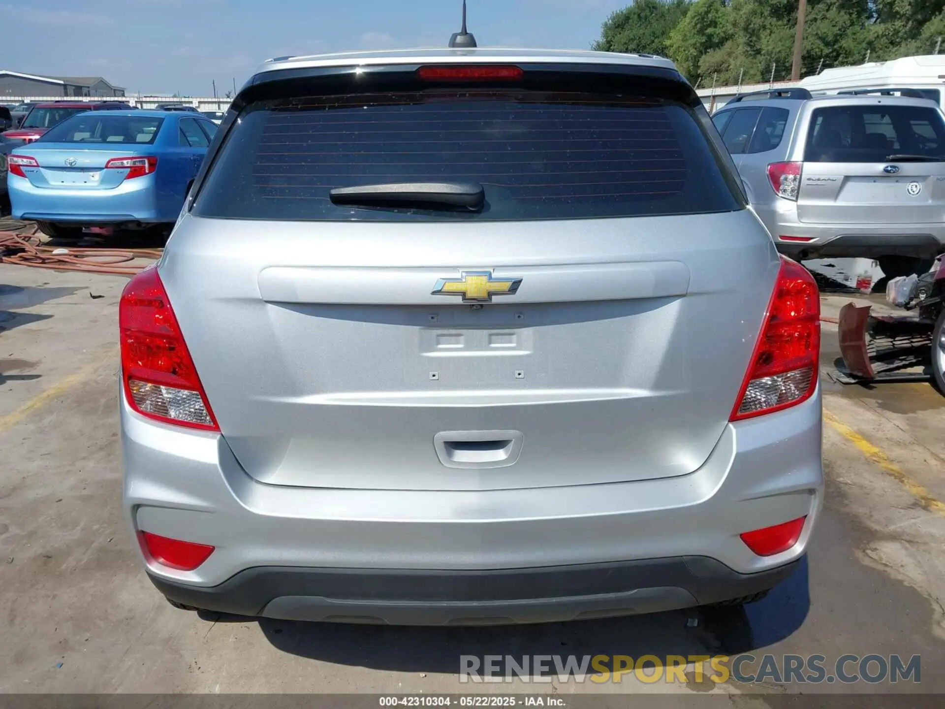 16 Фотография поврежденного автомобиля KL7CJKSB1LB039707 CHEVROLET TRAX 2020