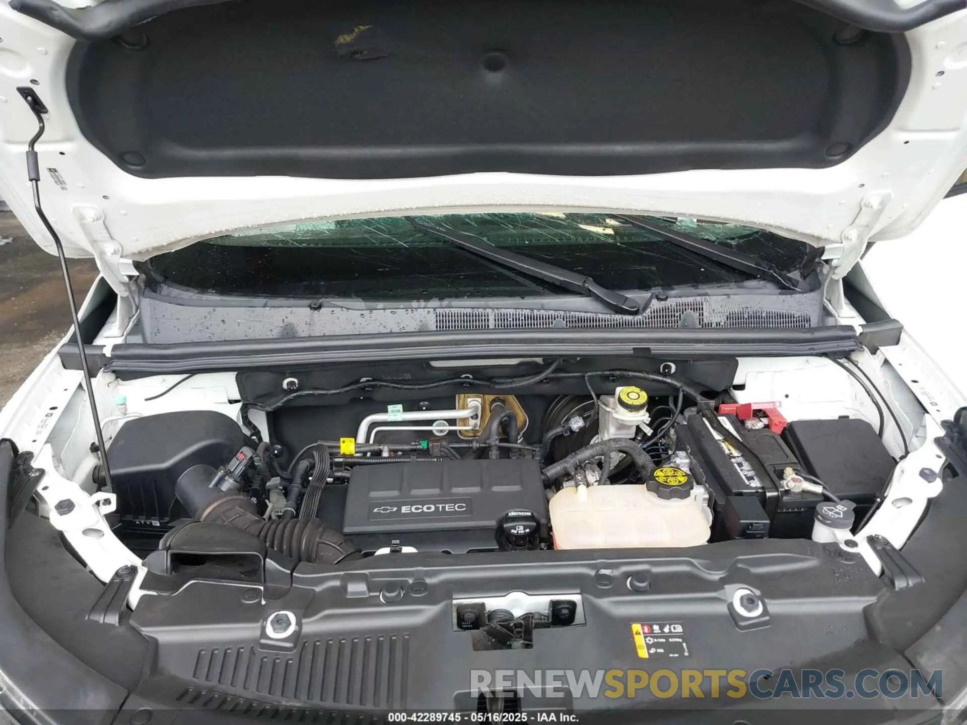10 Photograph of a damaged car KL7CJKSB2LB019403 CHEVROLET TRAX 2020