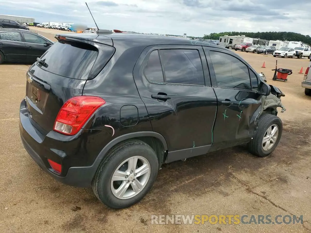 3 Photograph of a damaged car KL7CJKSB2LB083974 CHEVROLET TRAX 2020