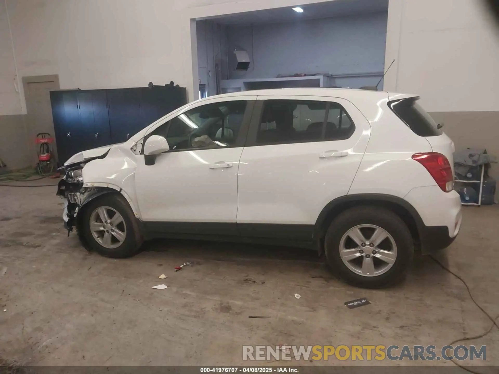 14 Фотография поврежденного автомобиля KL7CJKSB2LB093520 CHEVROLET TRAX 2020
