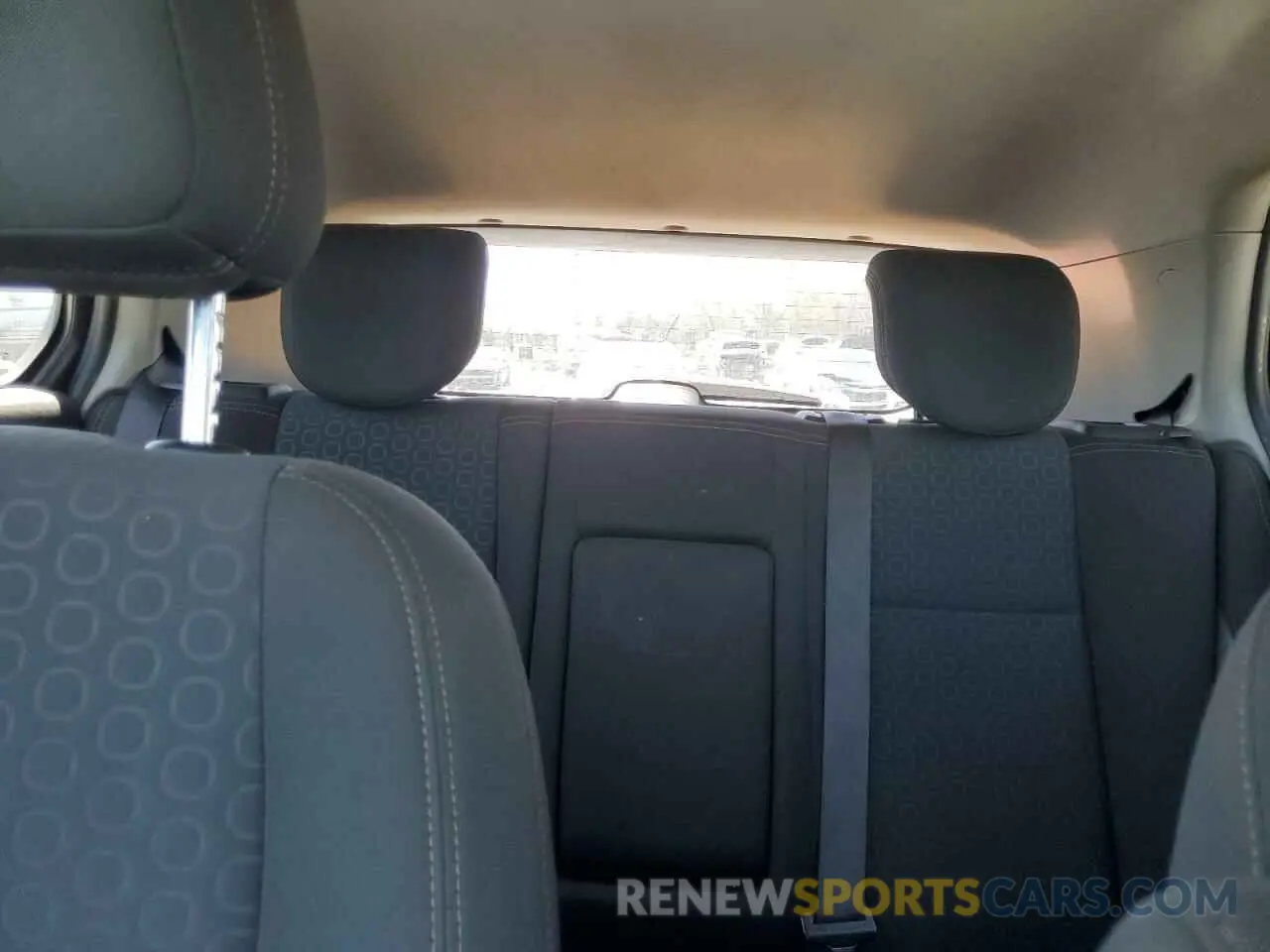 10 Фотография поврежденного автомобиля KL7CJKSB2LB318230 CHEVROLET TRAX 2020