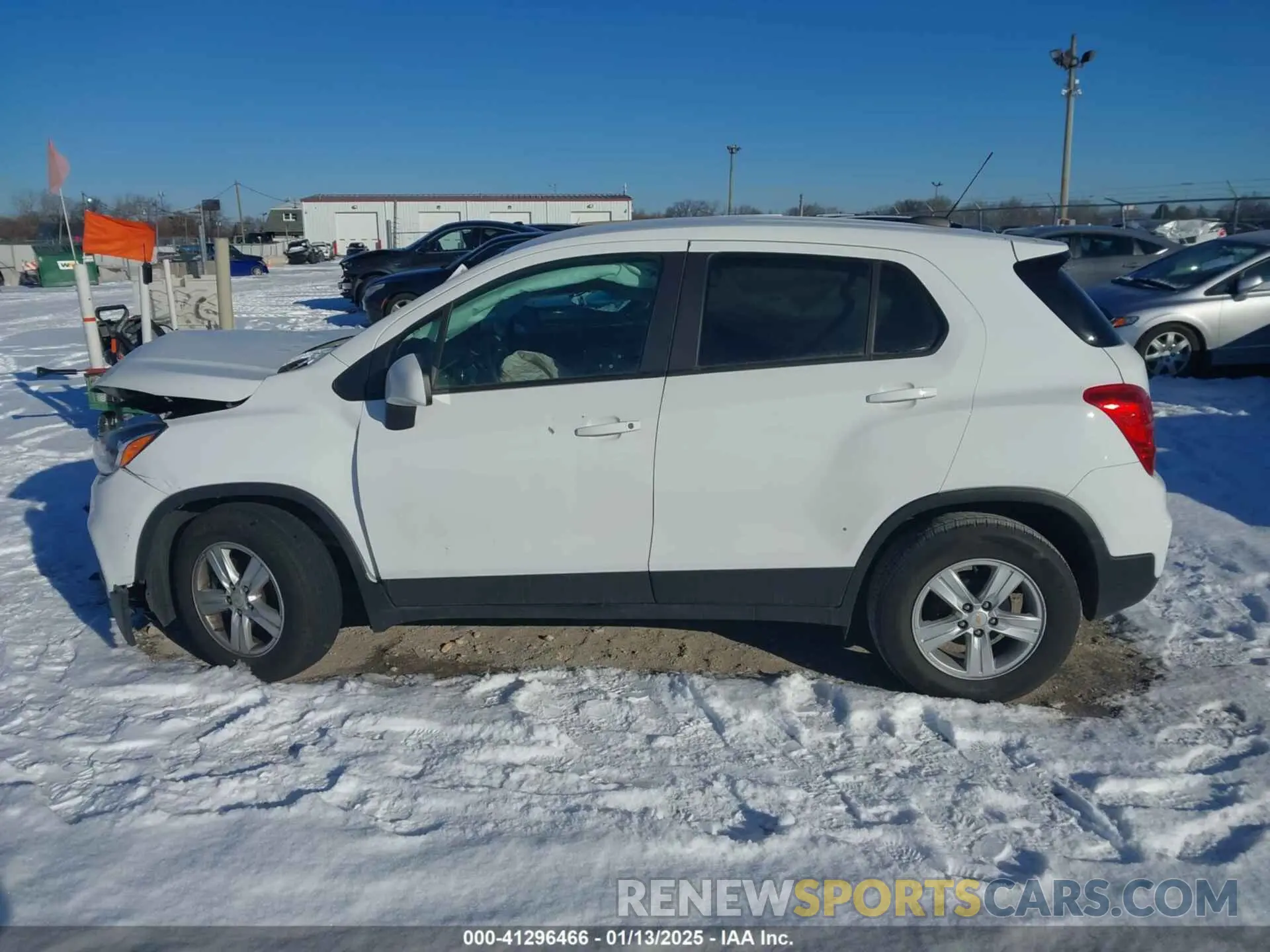 14 Фотография поврежденного автомобиля KL7CJKSB2LB327588 CHEVROLET TRAX 2020