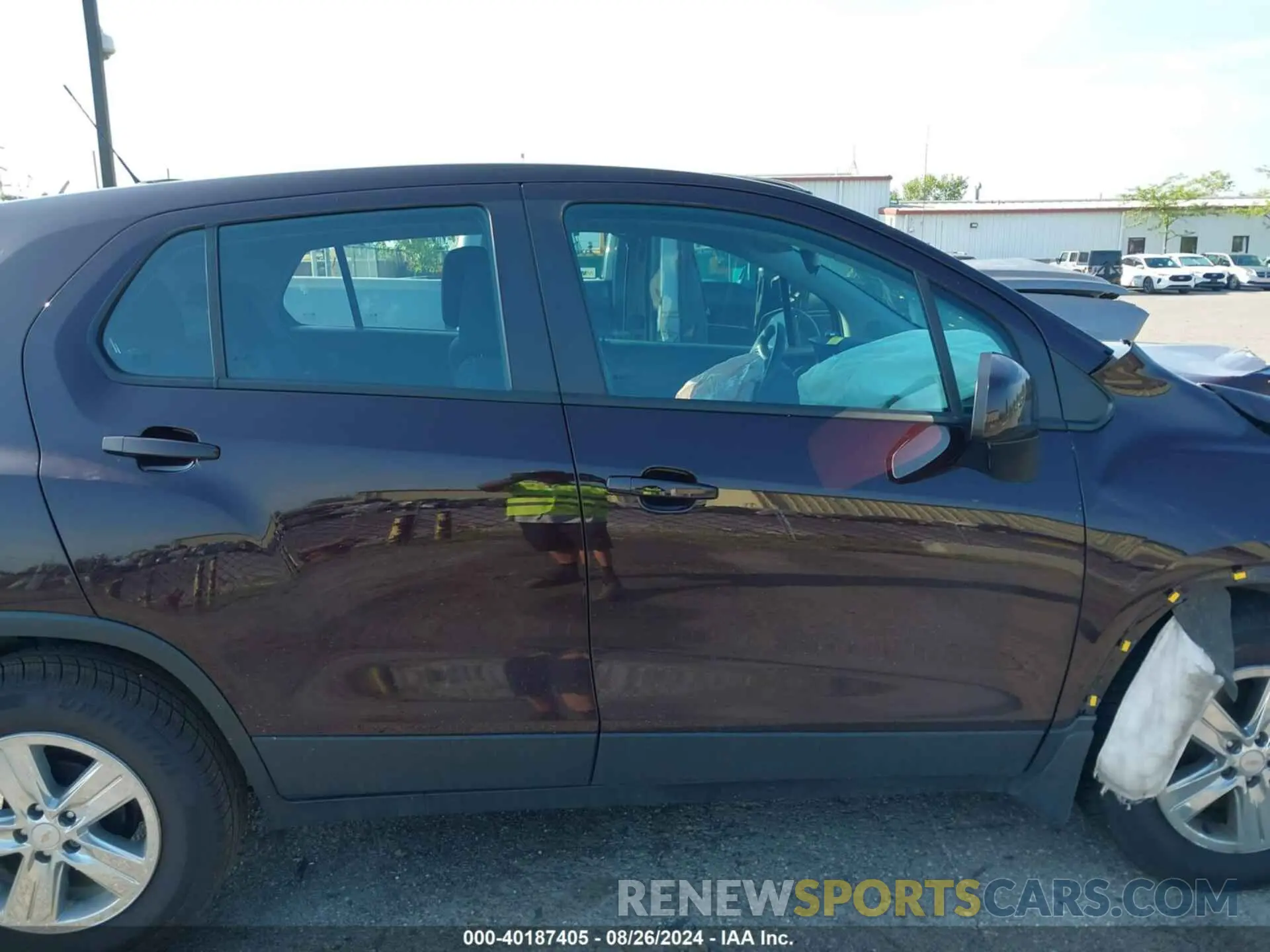 14 Photograph of a damaged car KL7CJKSB2LB352250 CHEVROLET TRAX 2020