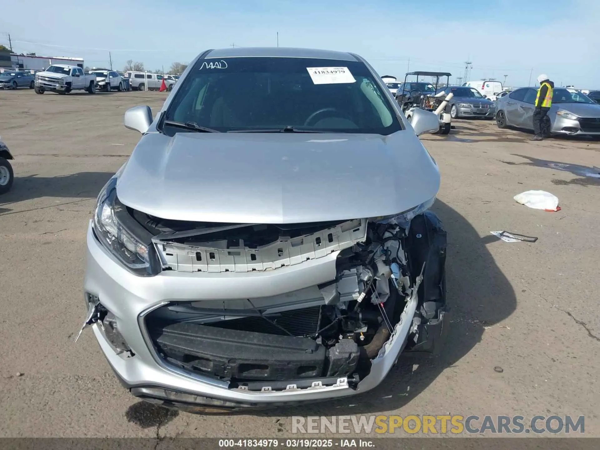 11 Фотография поврежденного автомобиля KL7CJKSB3LB022004 CHEVROLET TRAX 2020